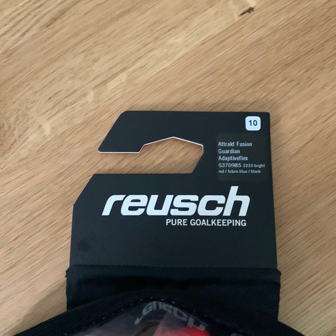 Nya Reusch Målvaktshandskar - Storlek 10 Attrakt Fusion Guardia