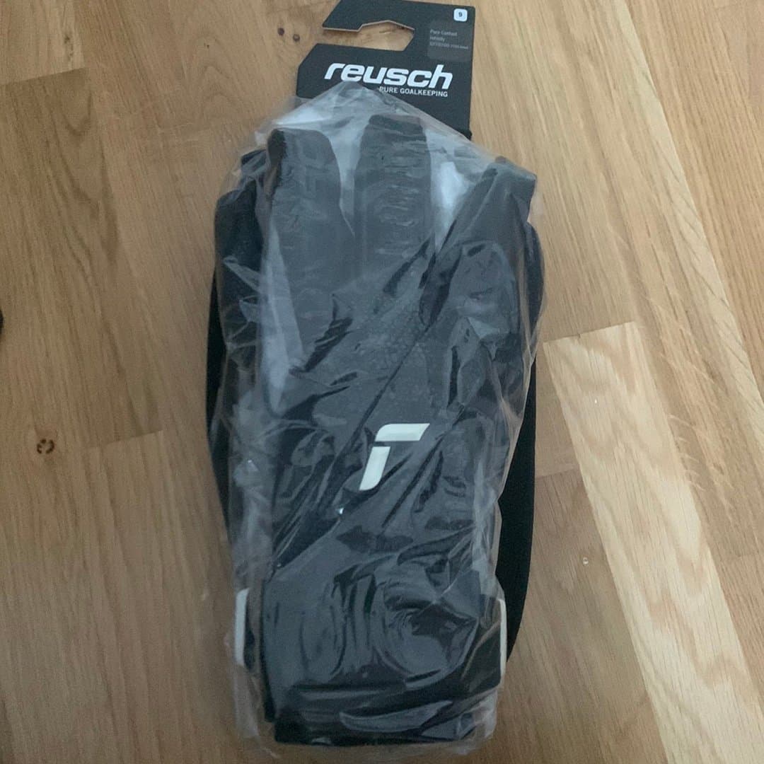 Ny Reusch Pure Contact Infinity Målvaktshandskar Storlek 9