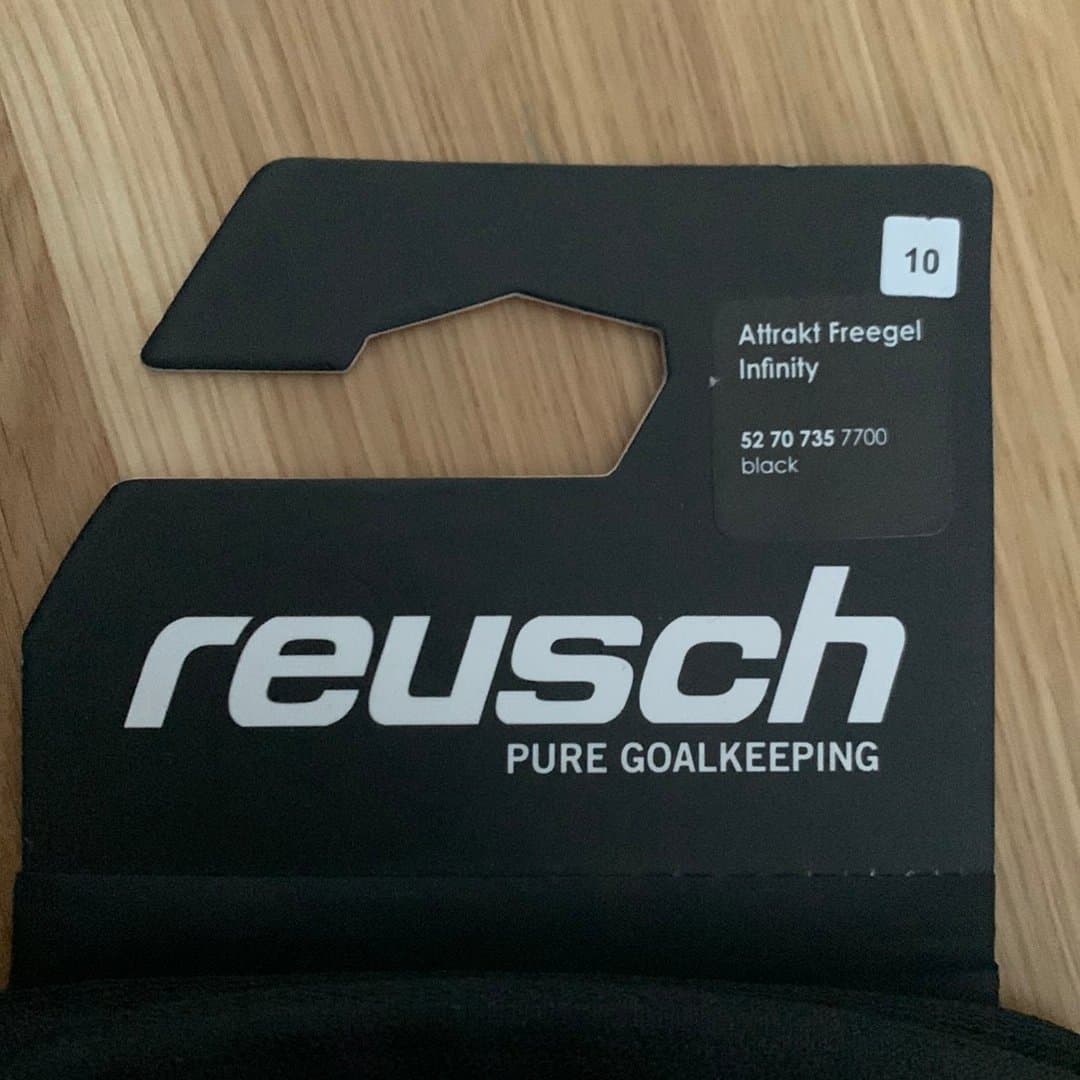 Ny Reusch målvaktshandskar Attrakt Freegel Infinity Strl 10