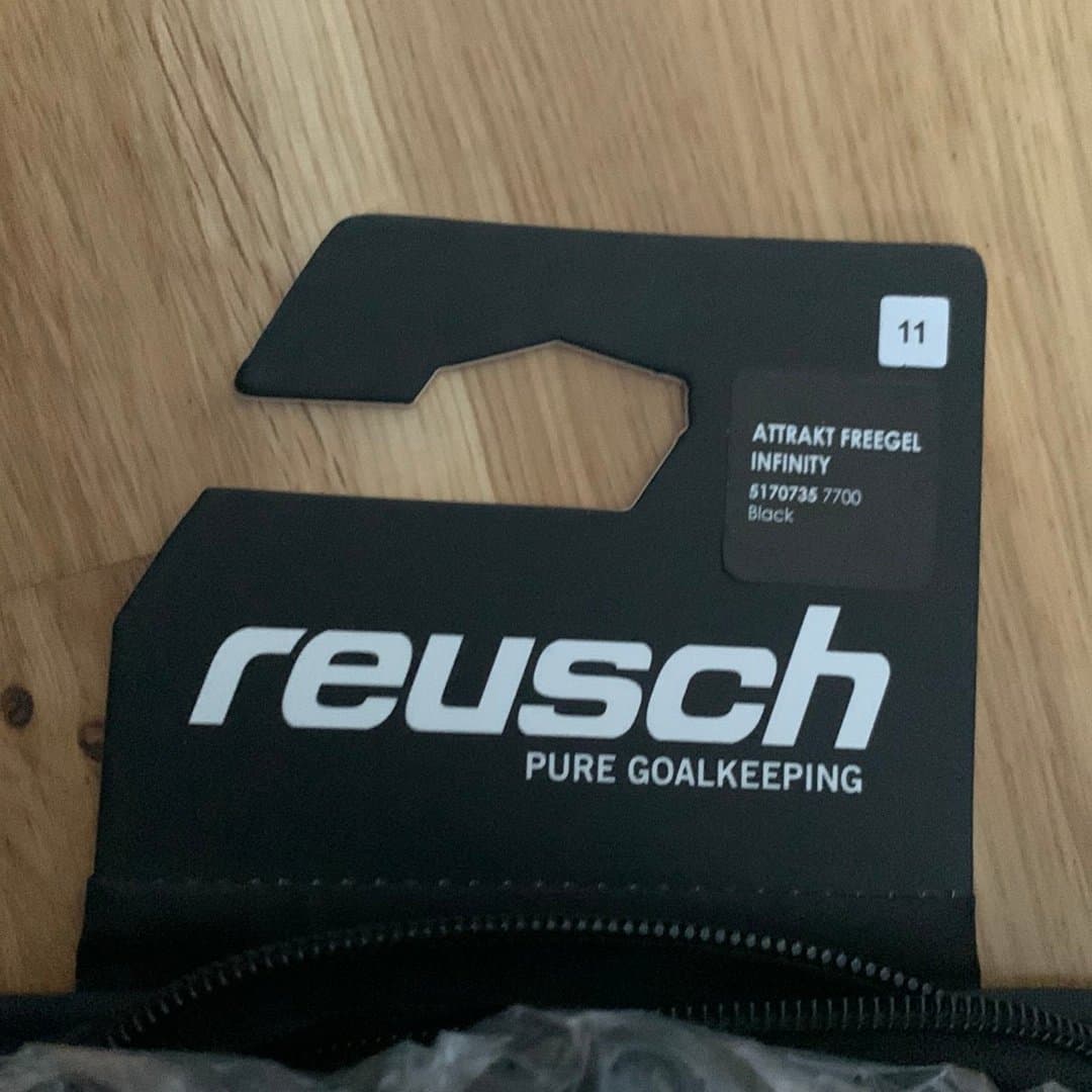 Ny Reusch Målvaktshandskar storlek 11 Attrakt Freegel Infinity