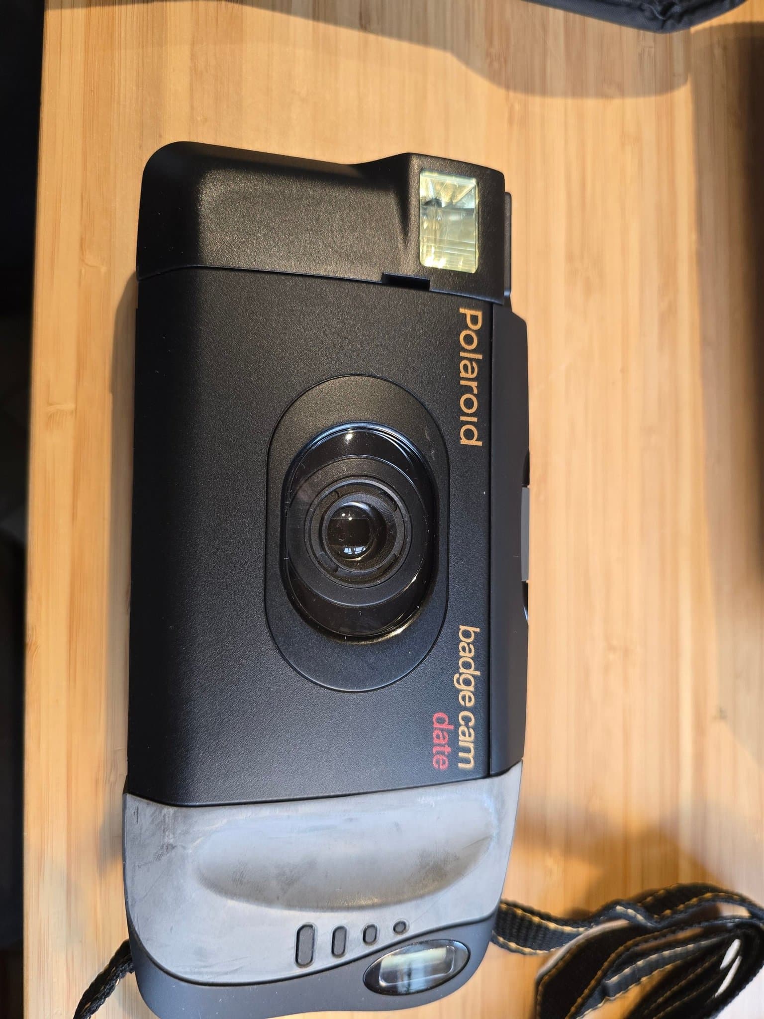 Polaroid BadgeCam Date – Komplett samlarobjekt i toppskick (Box + Tillbehör)
