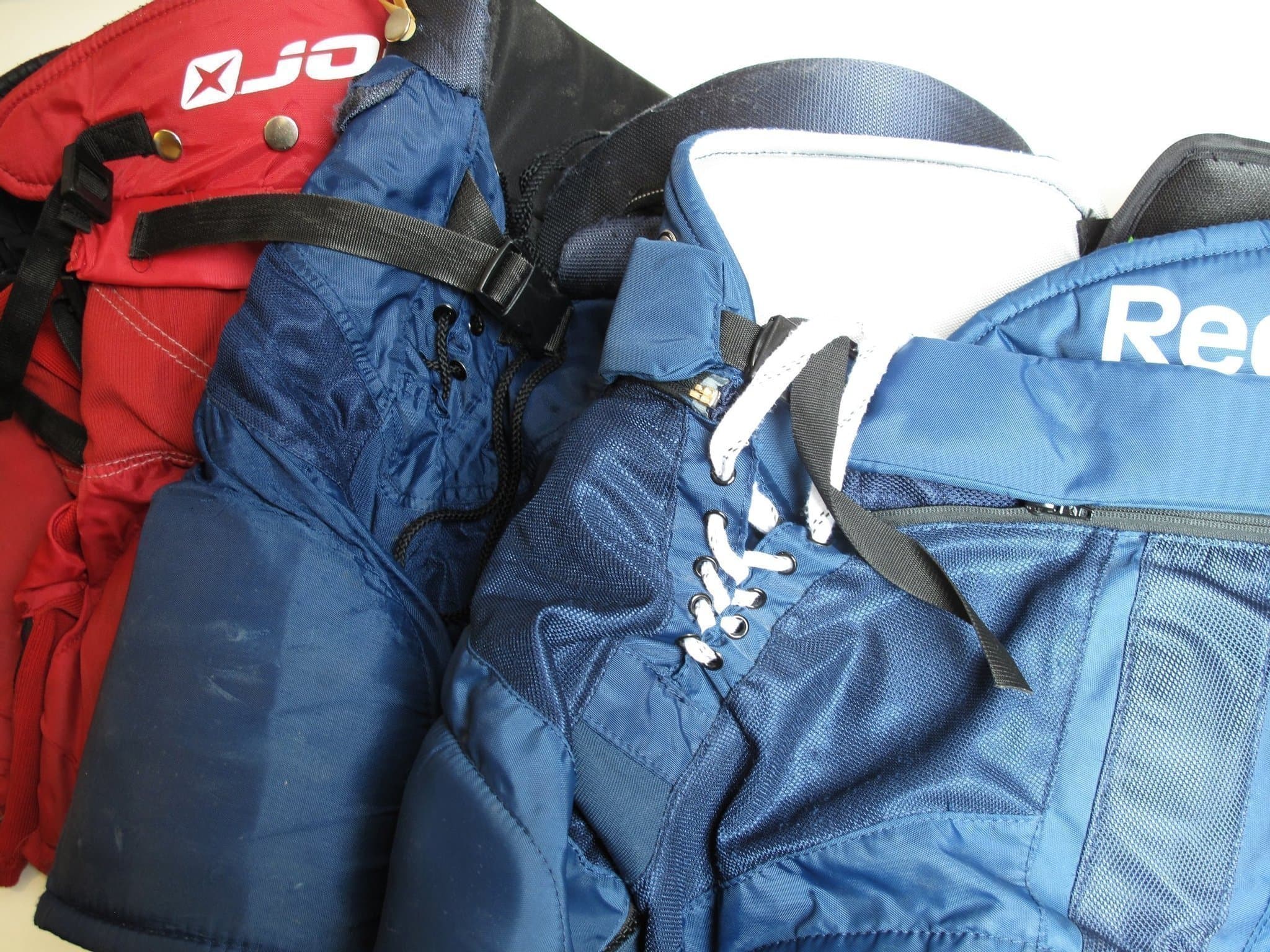 HOCKEYUTRUSTNING BYXOR SKYDDSUTRUSTNING HOCKEY SKYDD BYXA JOFA REEBOK BAUER