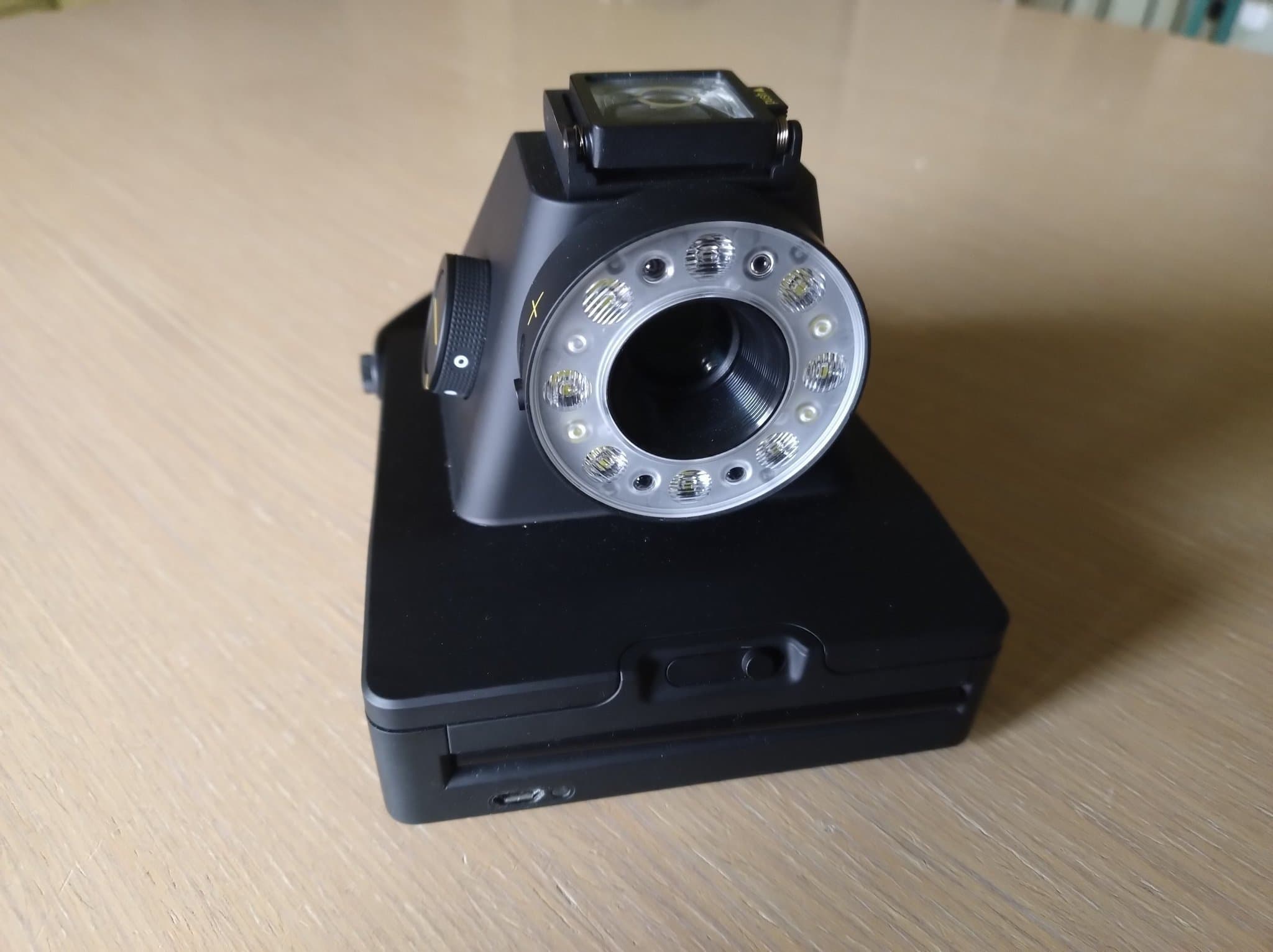 Impossible I-1 Analog Instant Camera PERFETTA MED TILLBEHÖR OCH NYTT BATTERI