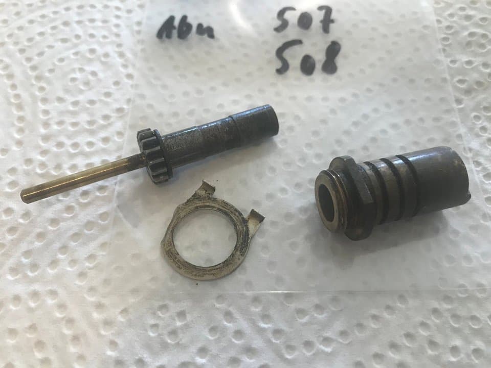 reservdel för Abu 507 här: 9671,6742,6743 innerdelar