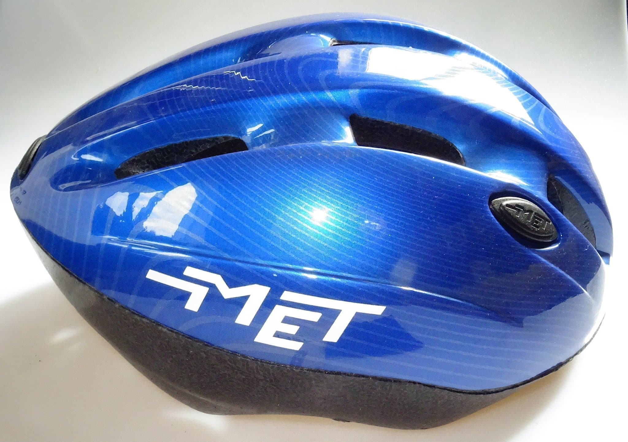 Cykelhjälm MET. HELT NY.