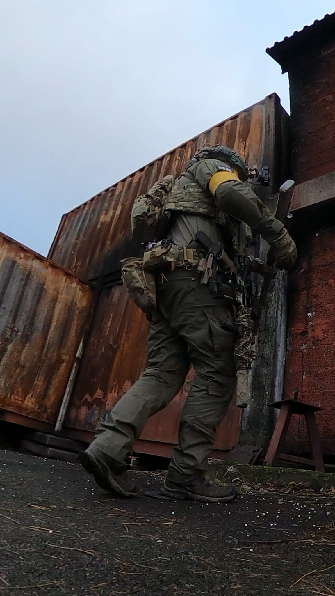 Idogear airsoft uniform (XXL/38)