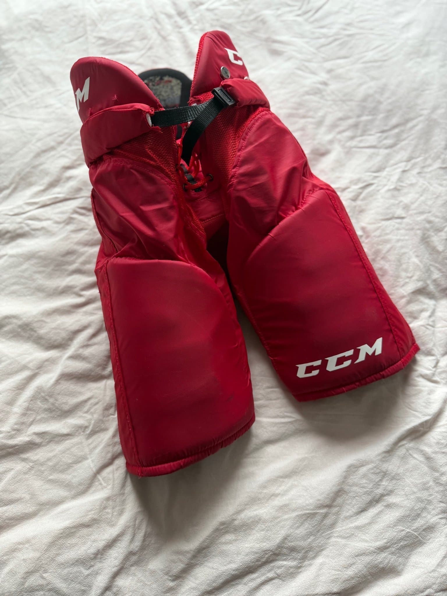 CCM Hockeybyxor Storlek M