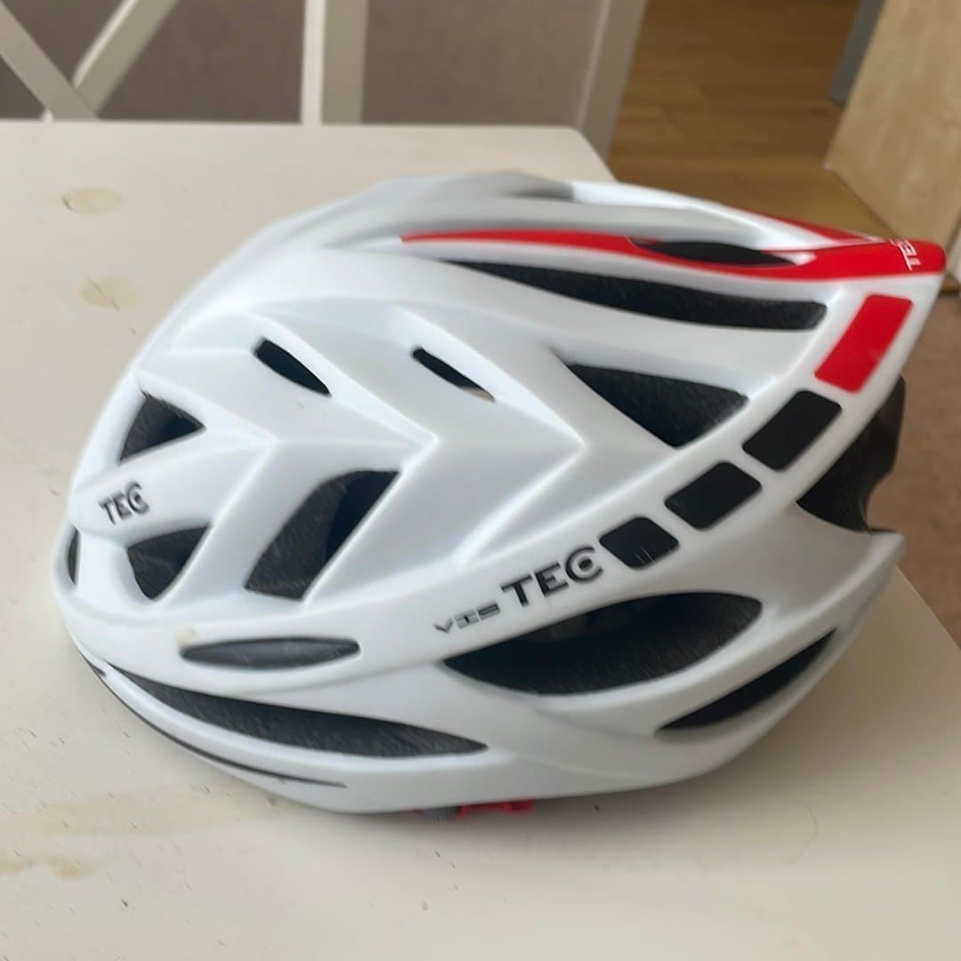 TEC Cykelhjälm - Storlek S/M