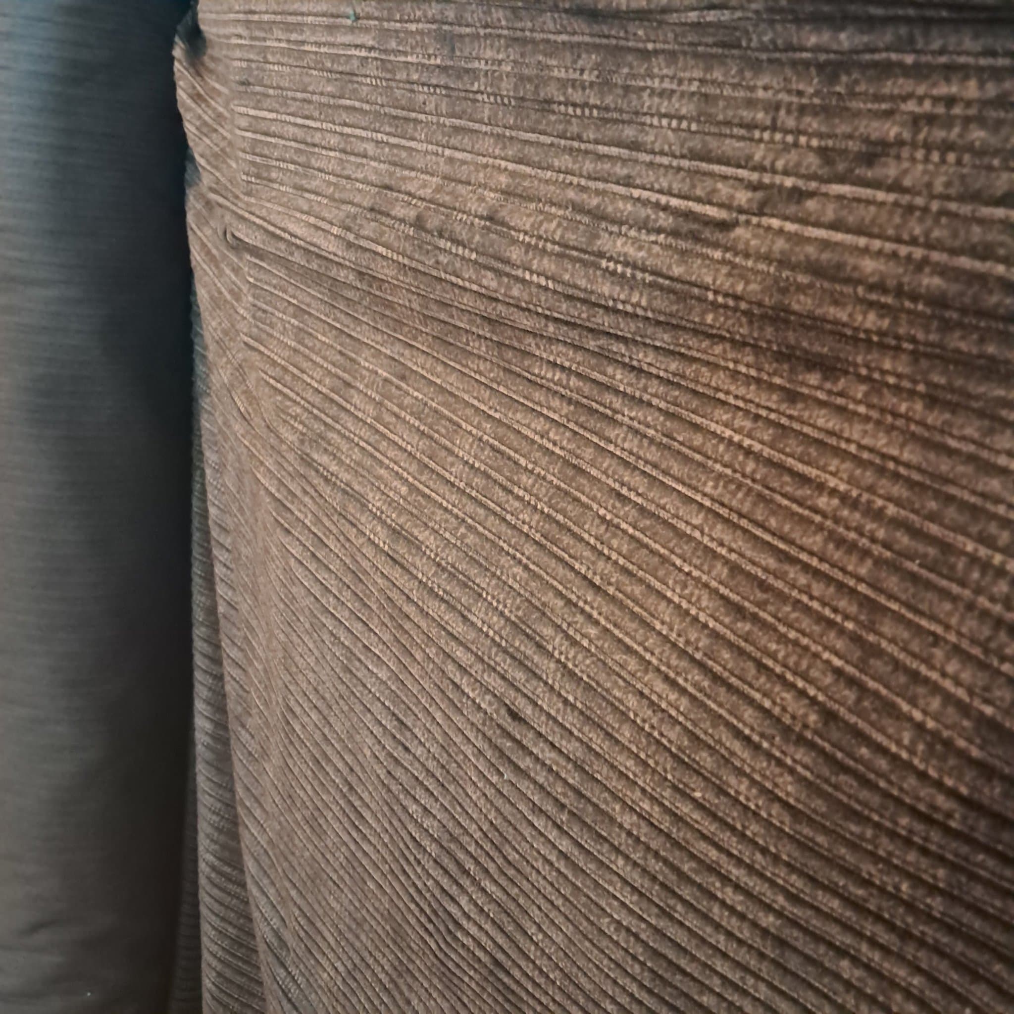 Möbeltyg 4,25 meter brun plysch