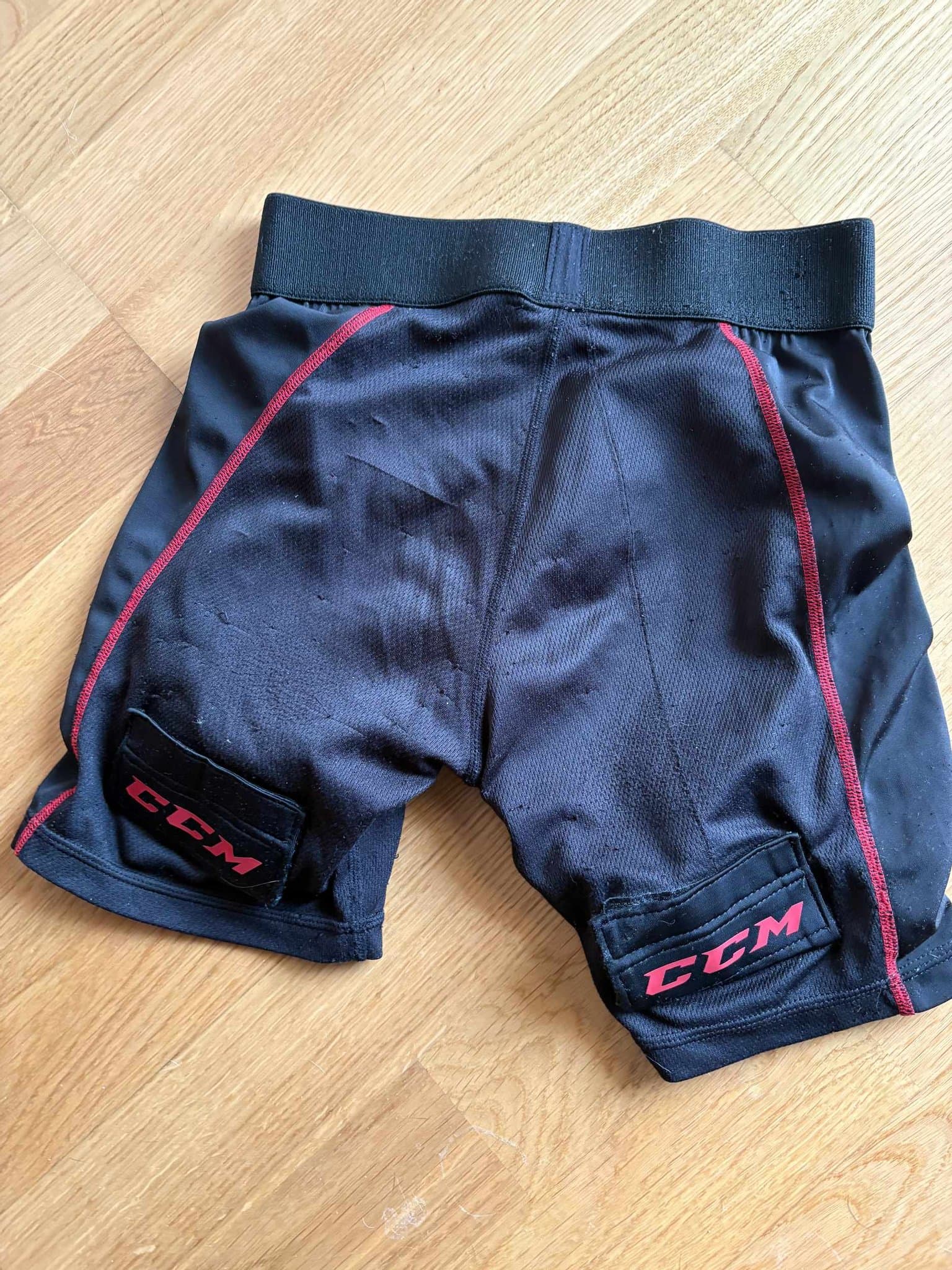 Hockey ccm Underställs shorts stl jr m