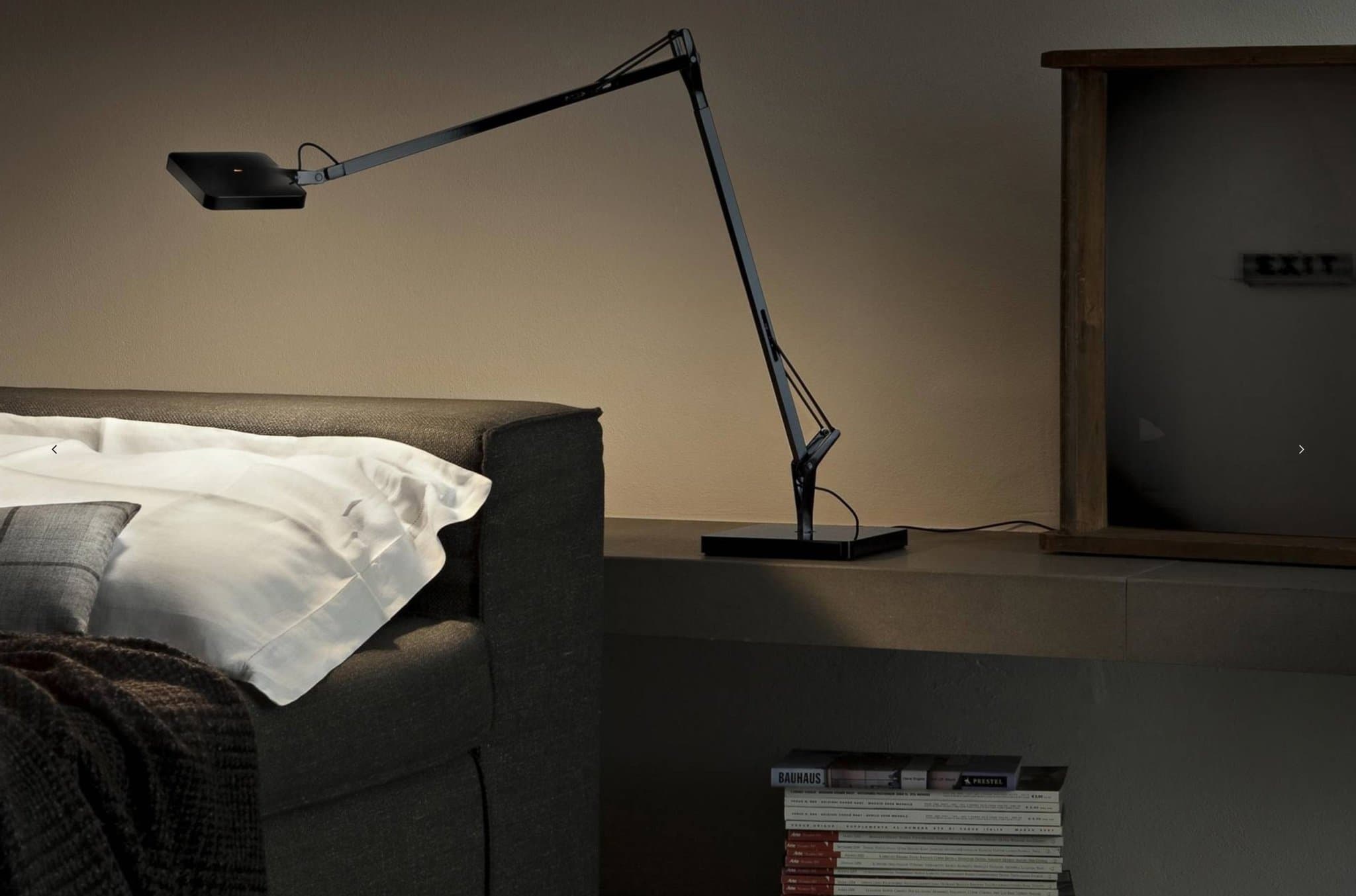 ANTONIO CITTERIO FÖR FLOS Kelvin LED Base Antracite Grå