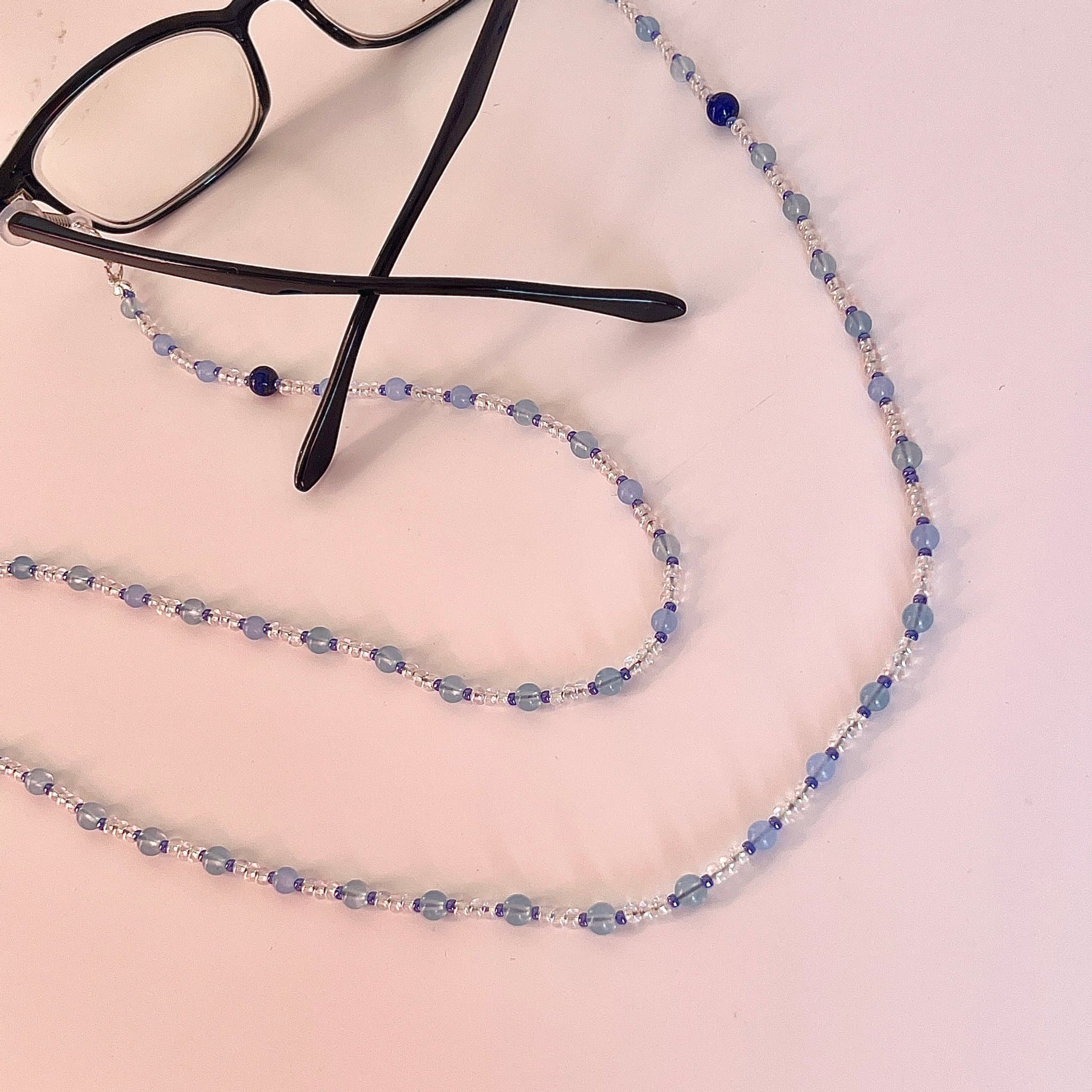 Glasögonkedja med Natural Blå Kalcedon Ädelsten