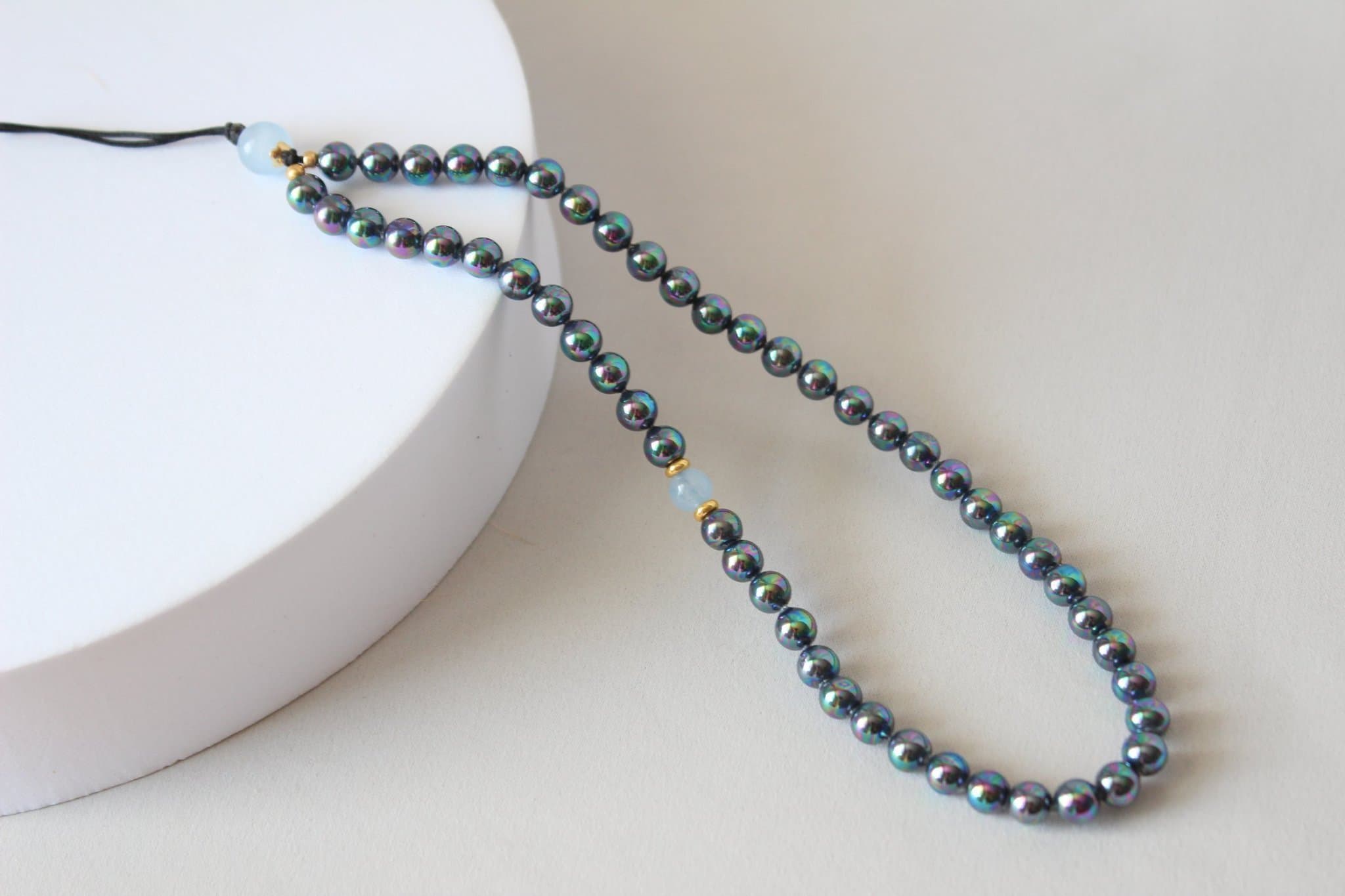 Telefonkedja med naturstenar och energikombination – handgjord pärlsnodd