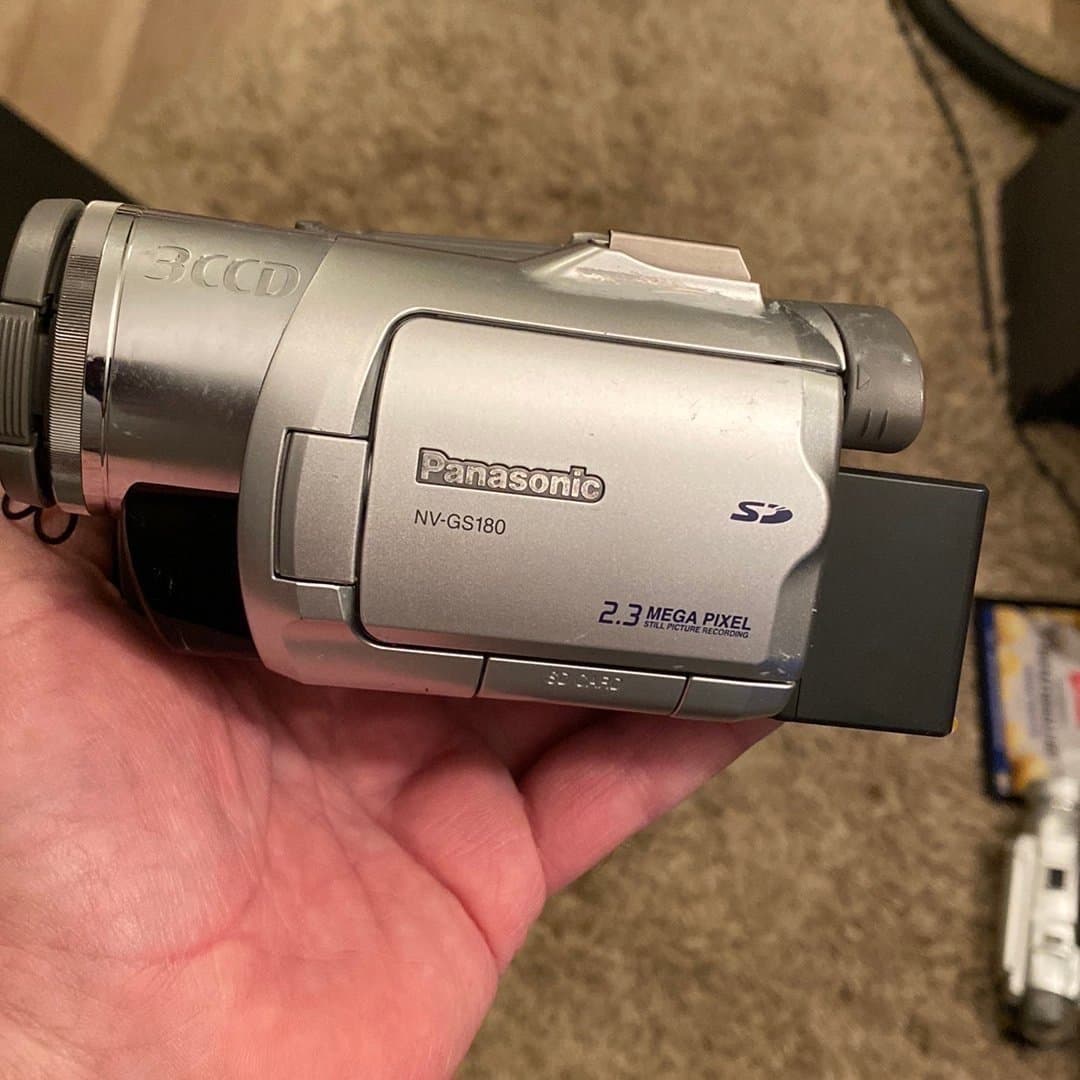 Panasonic NV-GS180 Videokamera *laddare & batteri *fungerar perfekt*