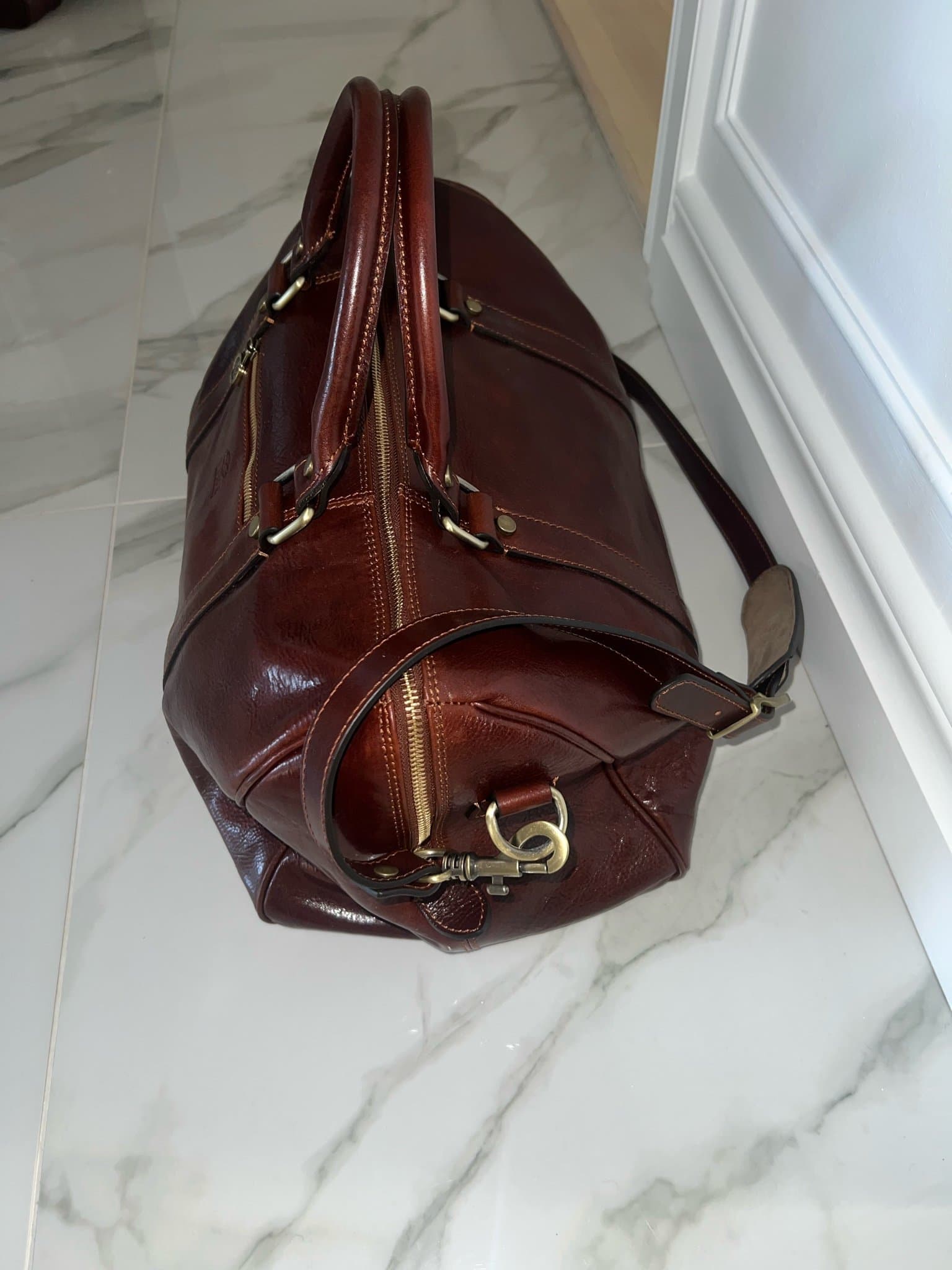 Mörkbrun weekendbag i läder *Aldrig använd*