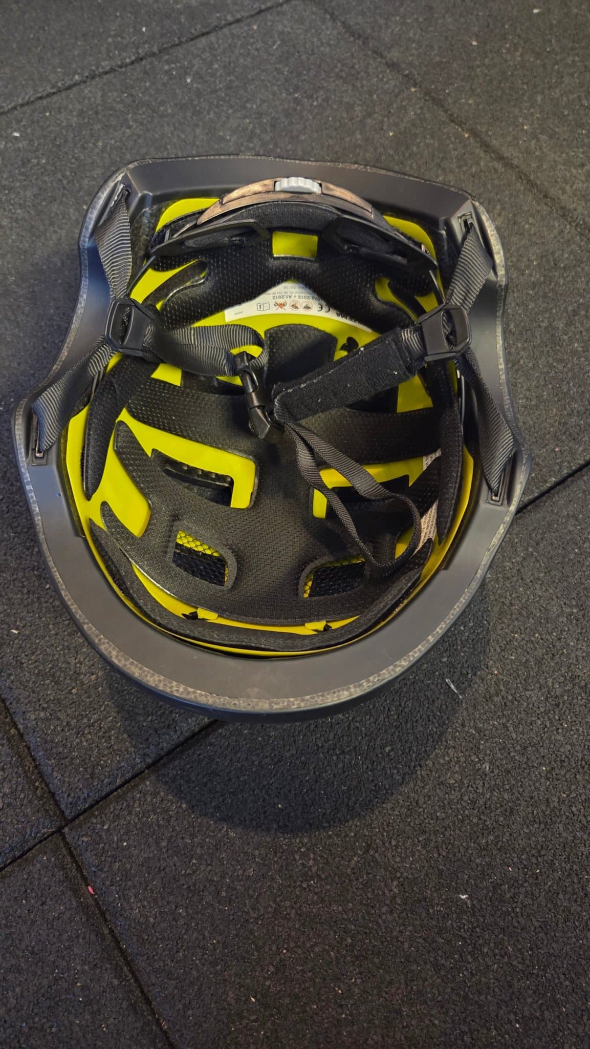 Cykelhjälm Junior M