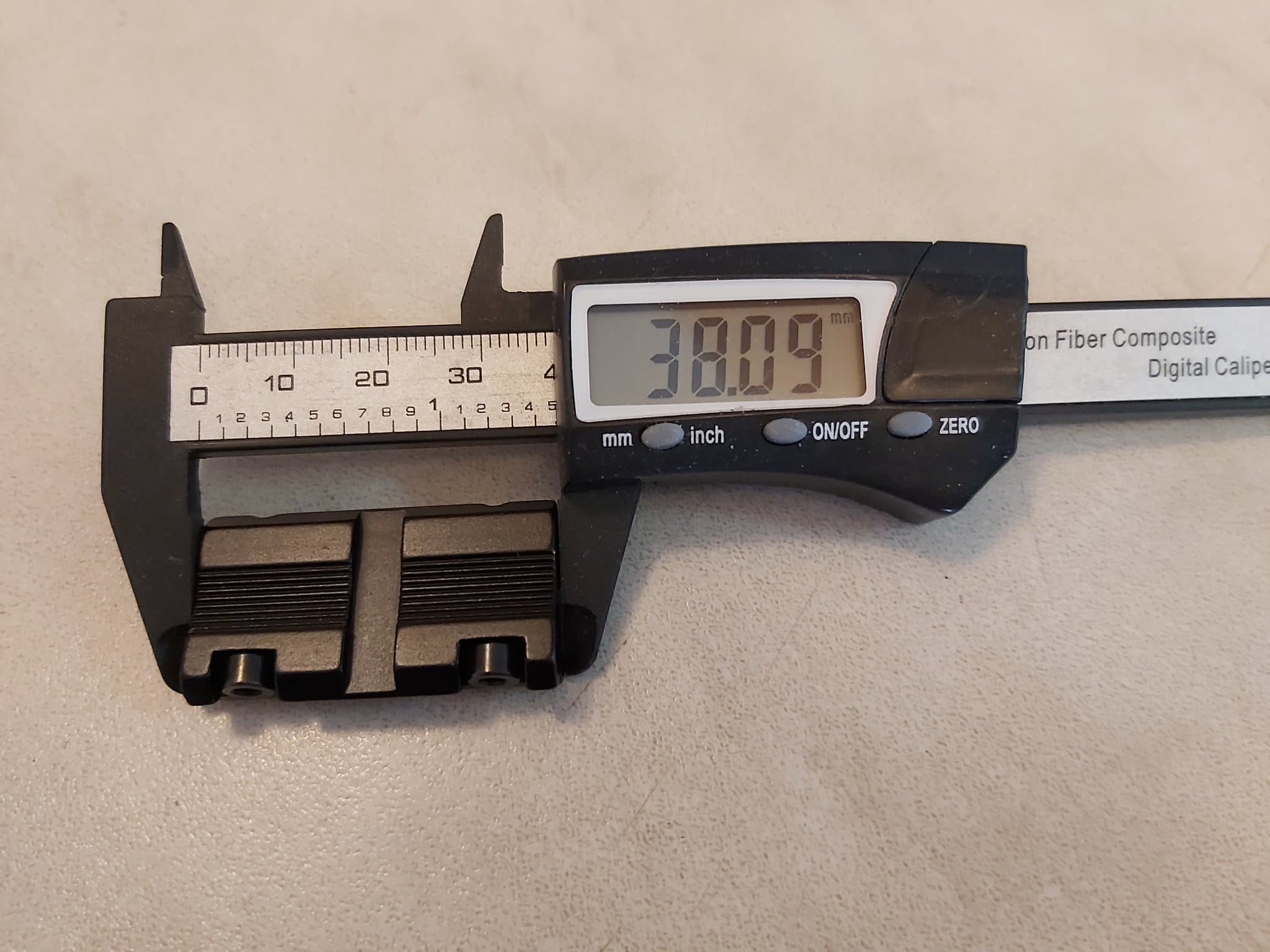 Adapter till Kikarsikte. 2st. Picatinny W 3/8 "11mm till 7/8" 20mm Weaver.