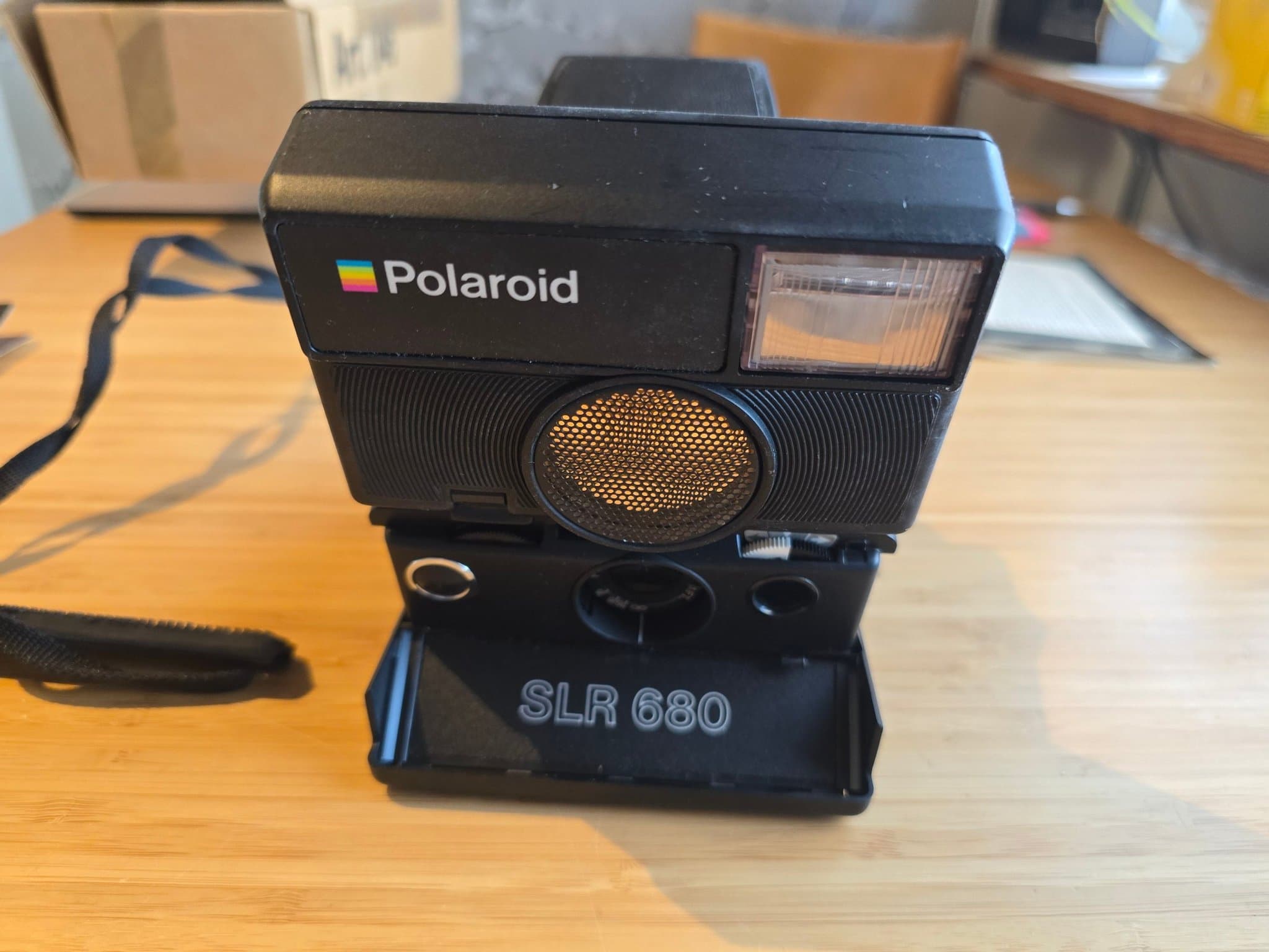 Polaroid SLR 680 – Nyskick/NOS? – Testad & Fungerar – Originalkartong