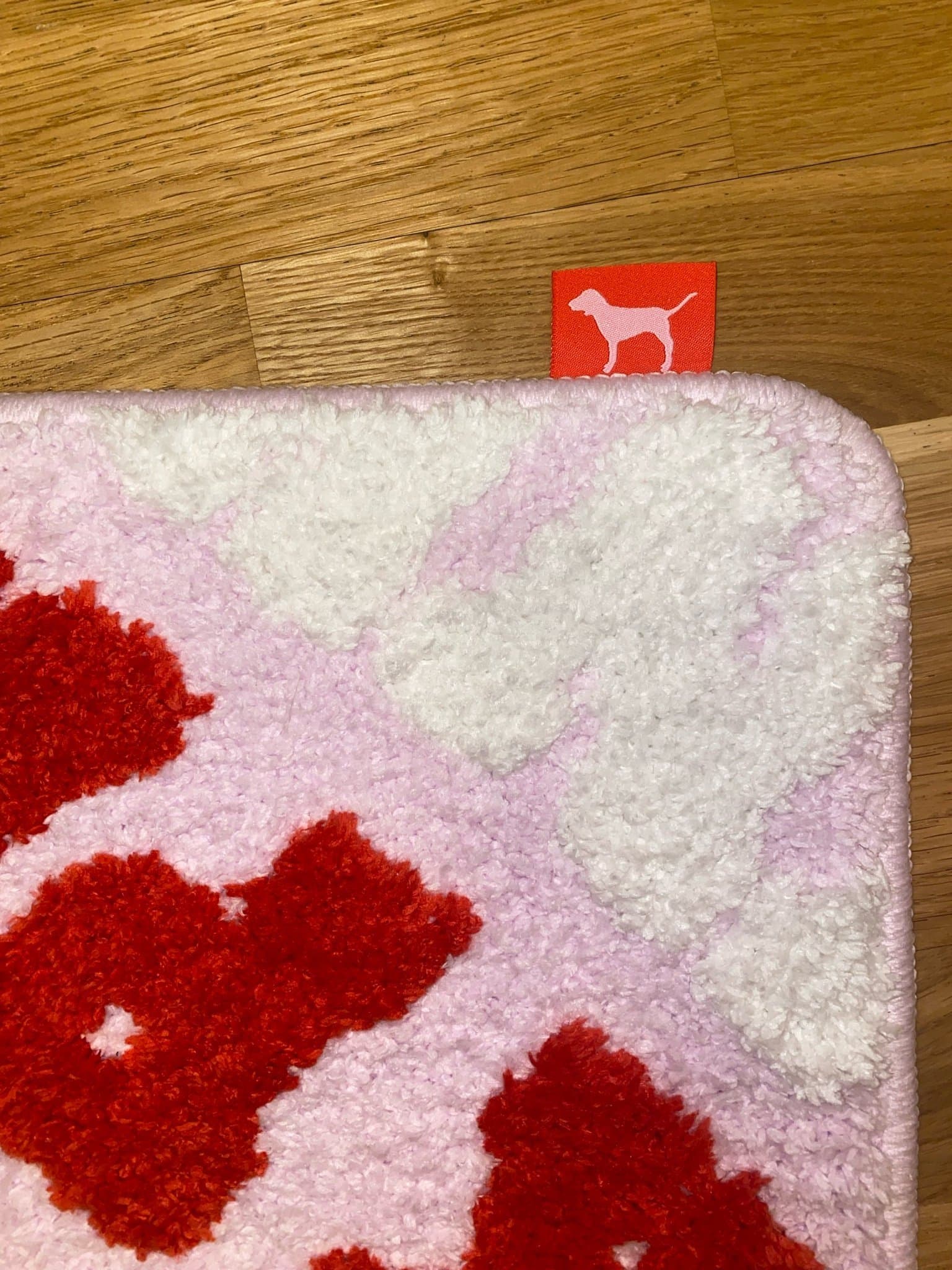 Victoria’s Secret pink matta