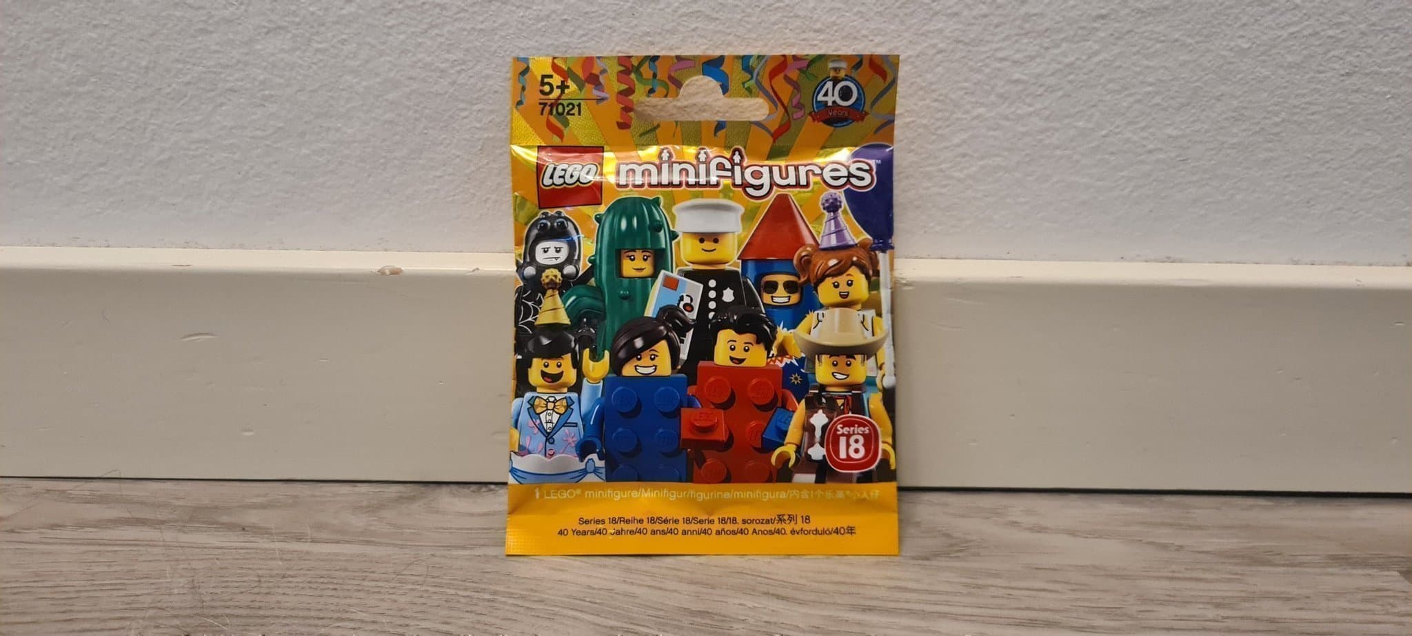 Lego col18-8 minifigur 1978 Classic Police Officer, Series 18