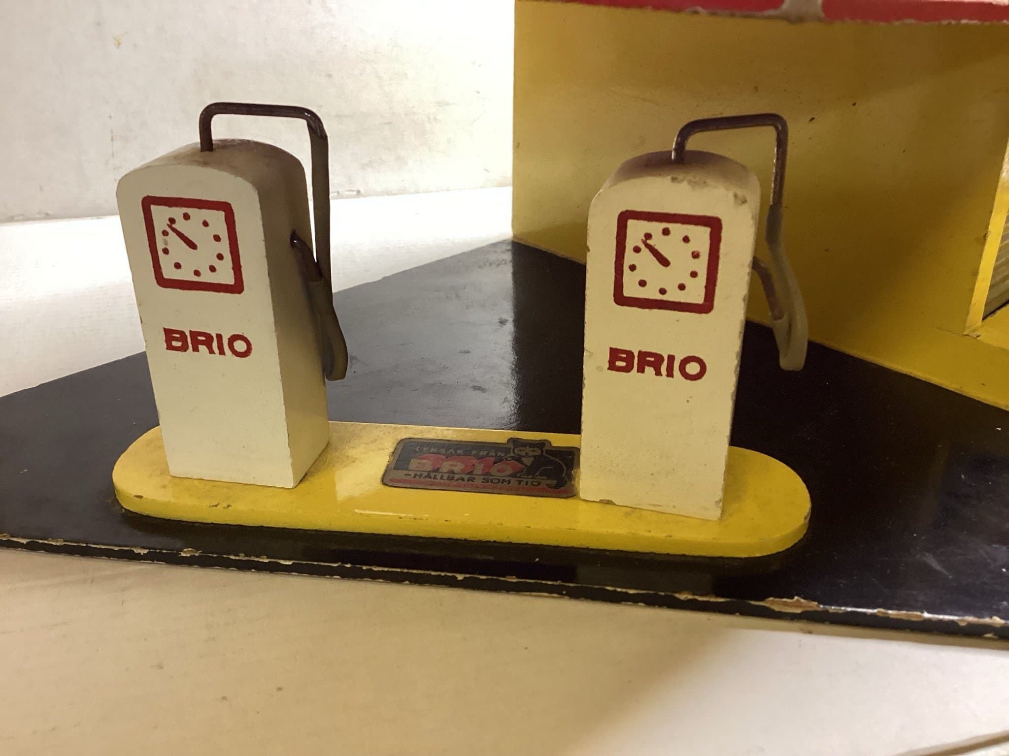 Brio Bensinstation.