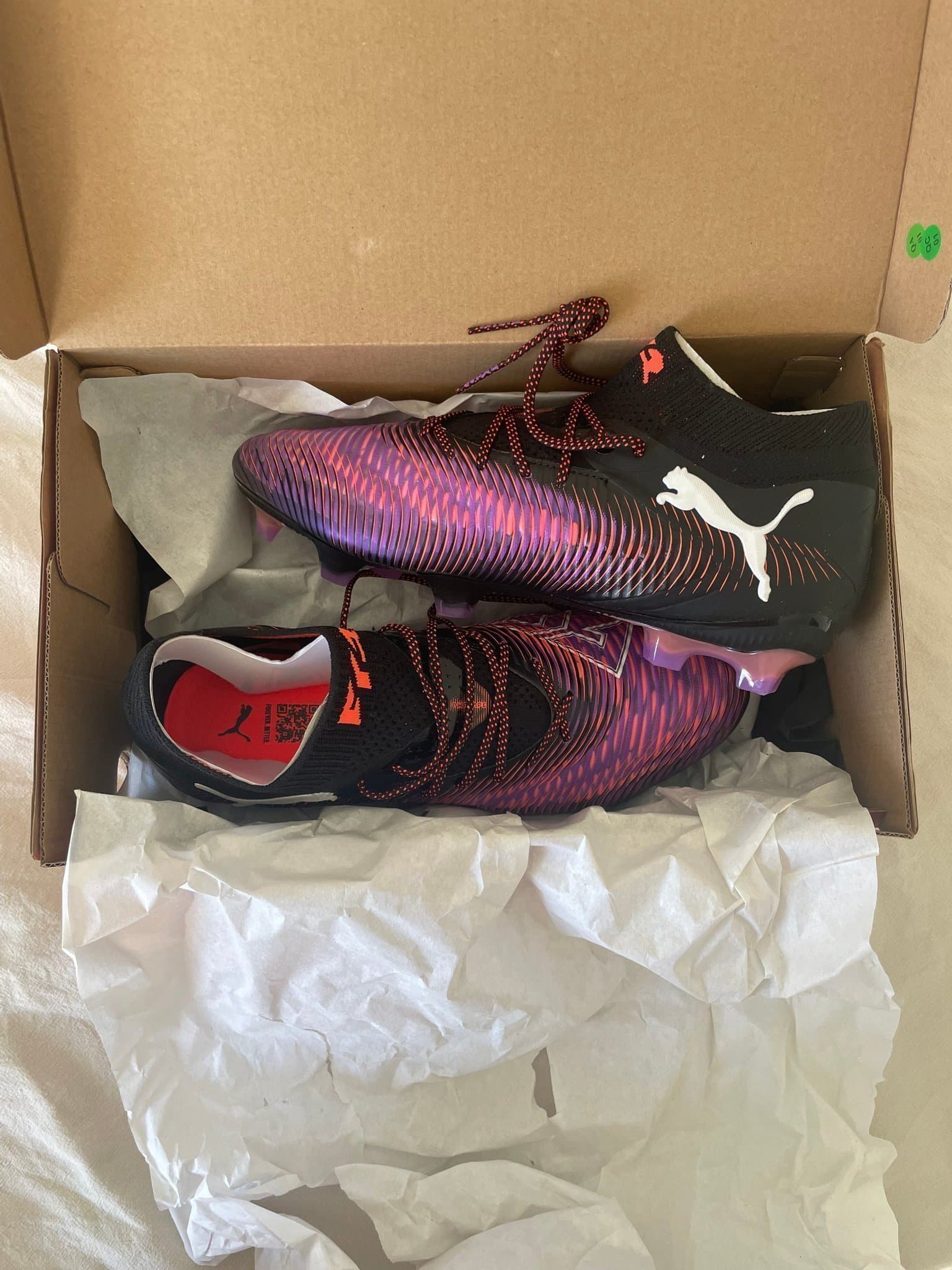 Puma Future 8 Ultimate FG Fotbollsskor Svart/Vit/Röd EUR 40.5 NYA