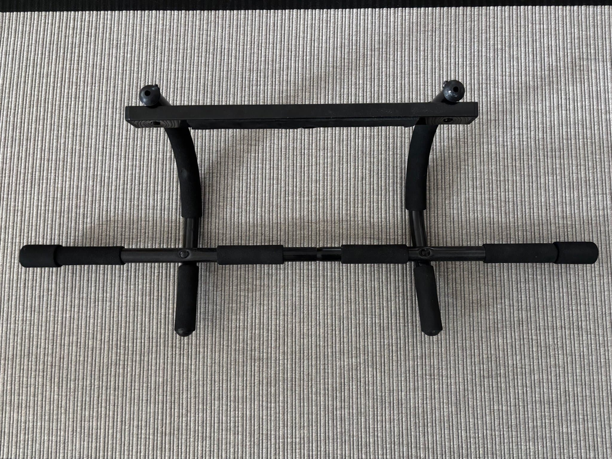 Dörrgym / Chinsstång / Pull-ups / träningsredskap