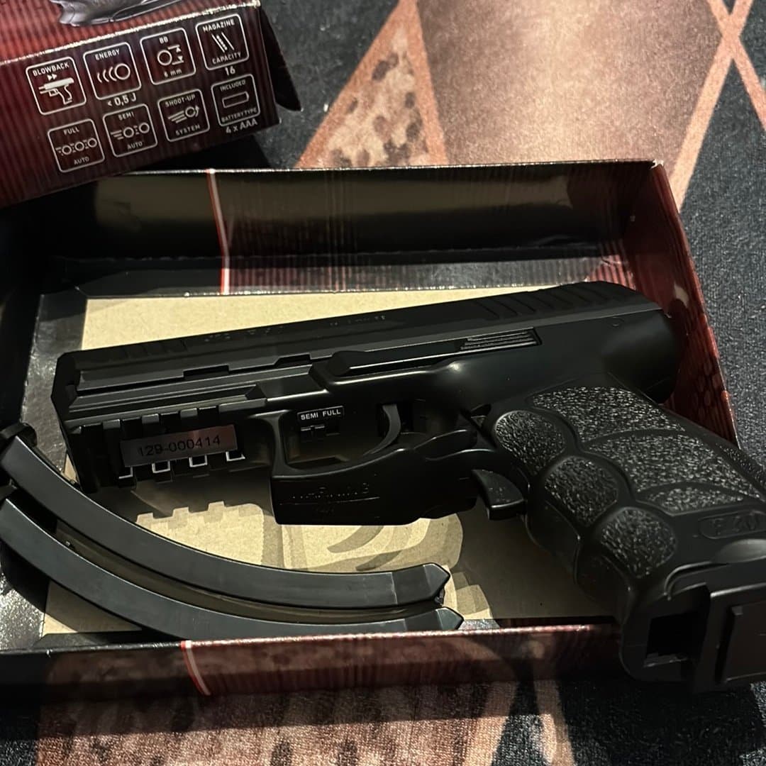 Airsoftpistol - Heckler & Koch P30