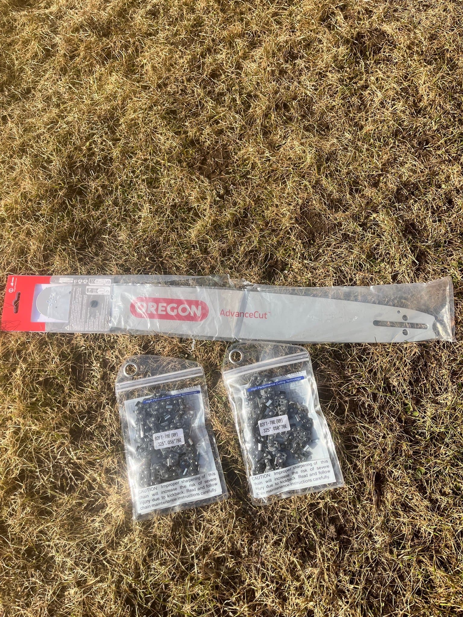 20” motorsågssvärd och två klyvkedjor