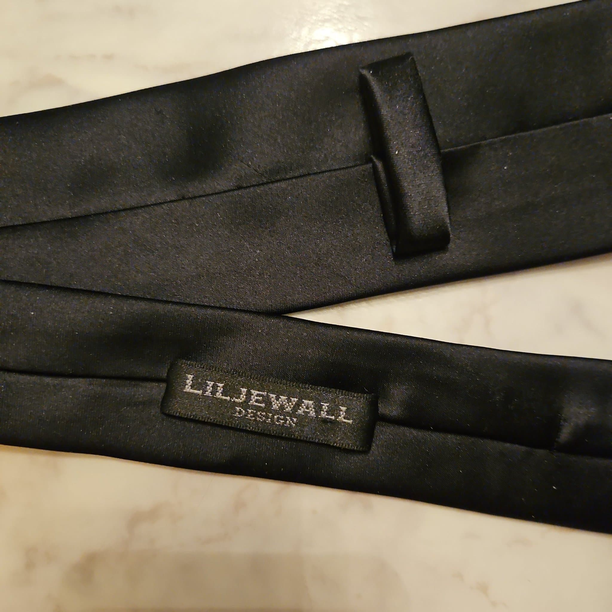 Svart slips från Liljewall Design