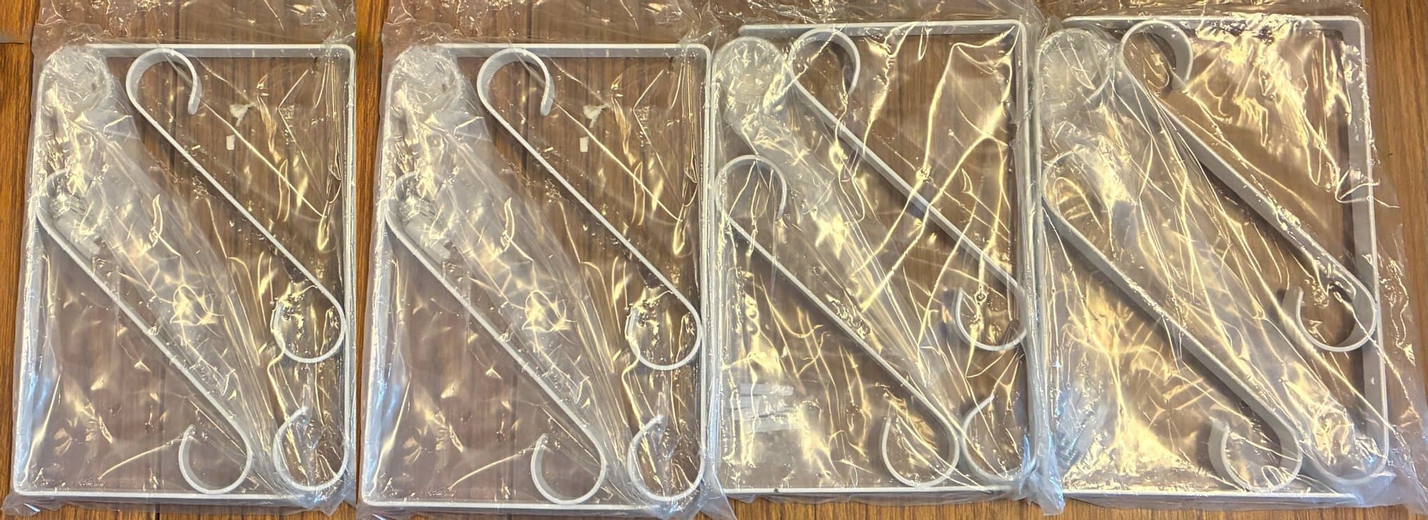 8 dekorativa förstärkta vita hyllkonsoler/konsoler/konsol i metall