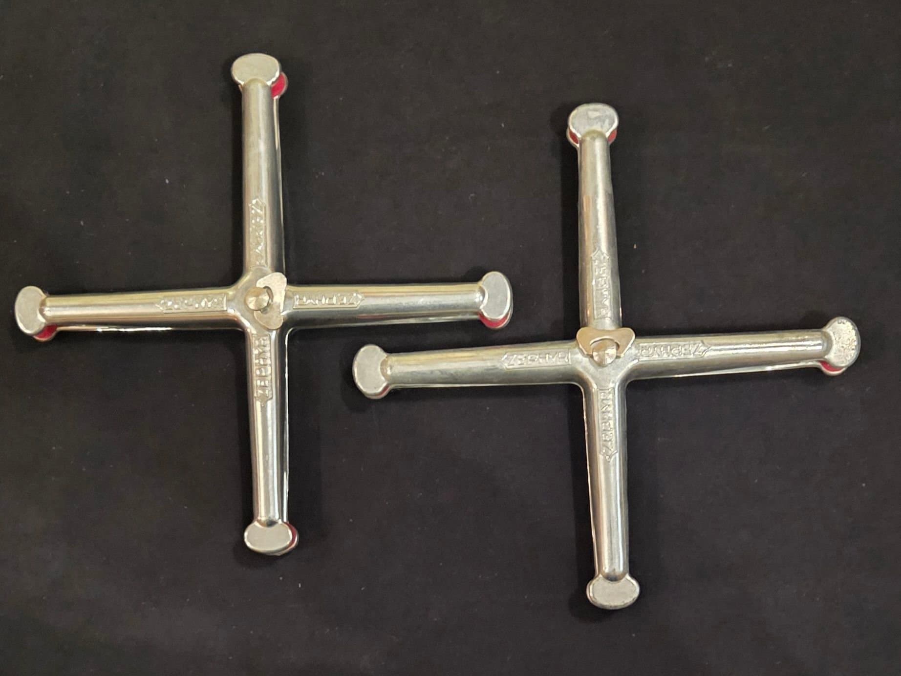 2 st klassiska Zephyr racketspännare till tennisracket