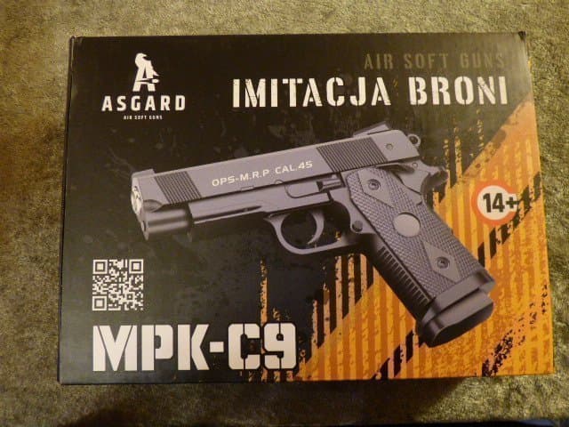 MPK-C9 METALL AIRSOFT PISTOL + 500 st BBS kulor på köpet!