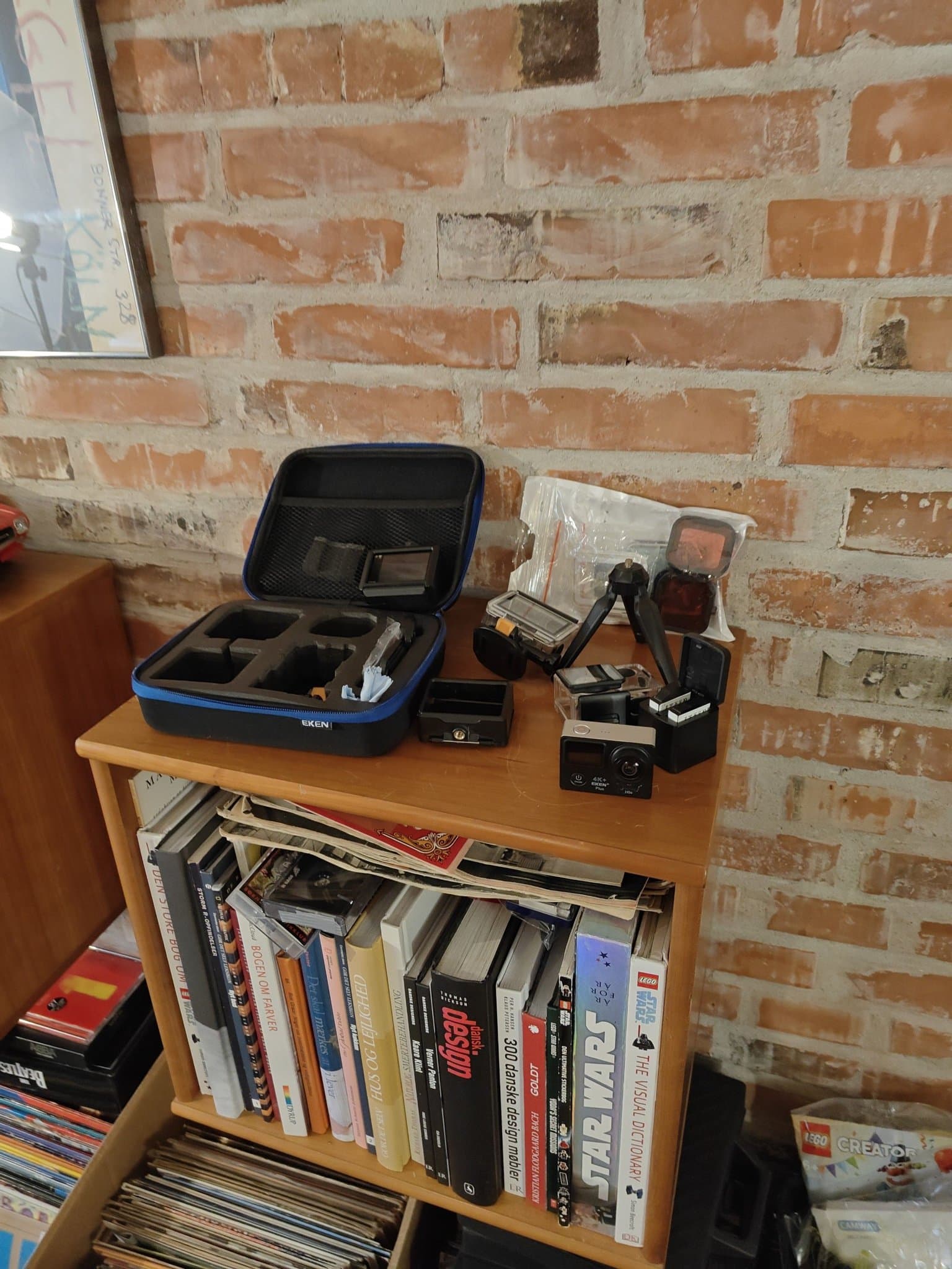 2 stk EKEN 4K+ actionkamera med tilbehør og case