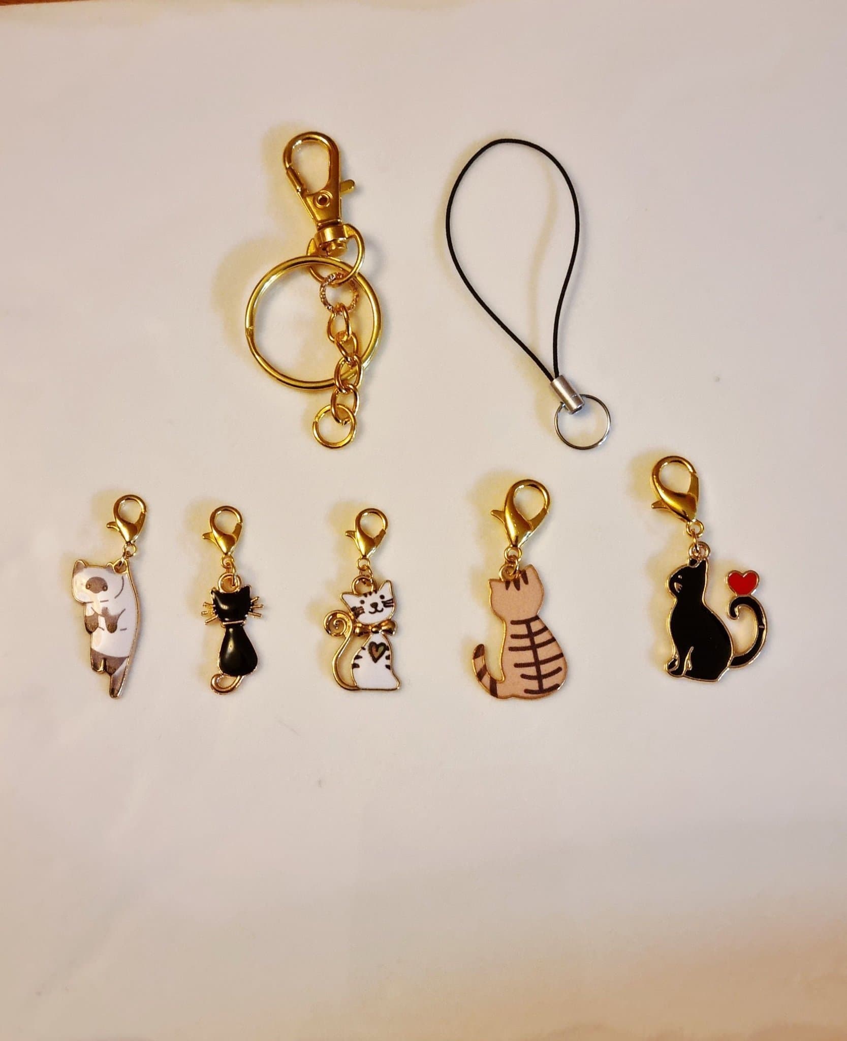 Katt: nyckelring, telefon strap till mobilsmycke och 5sr hänge