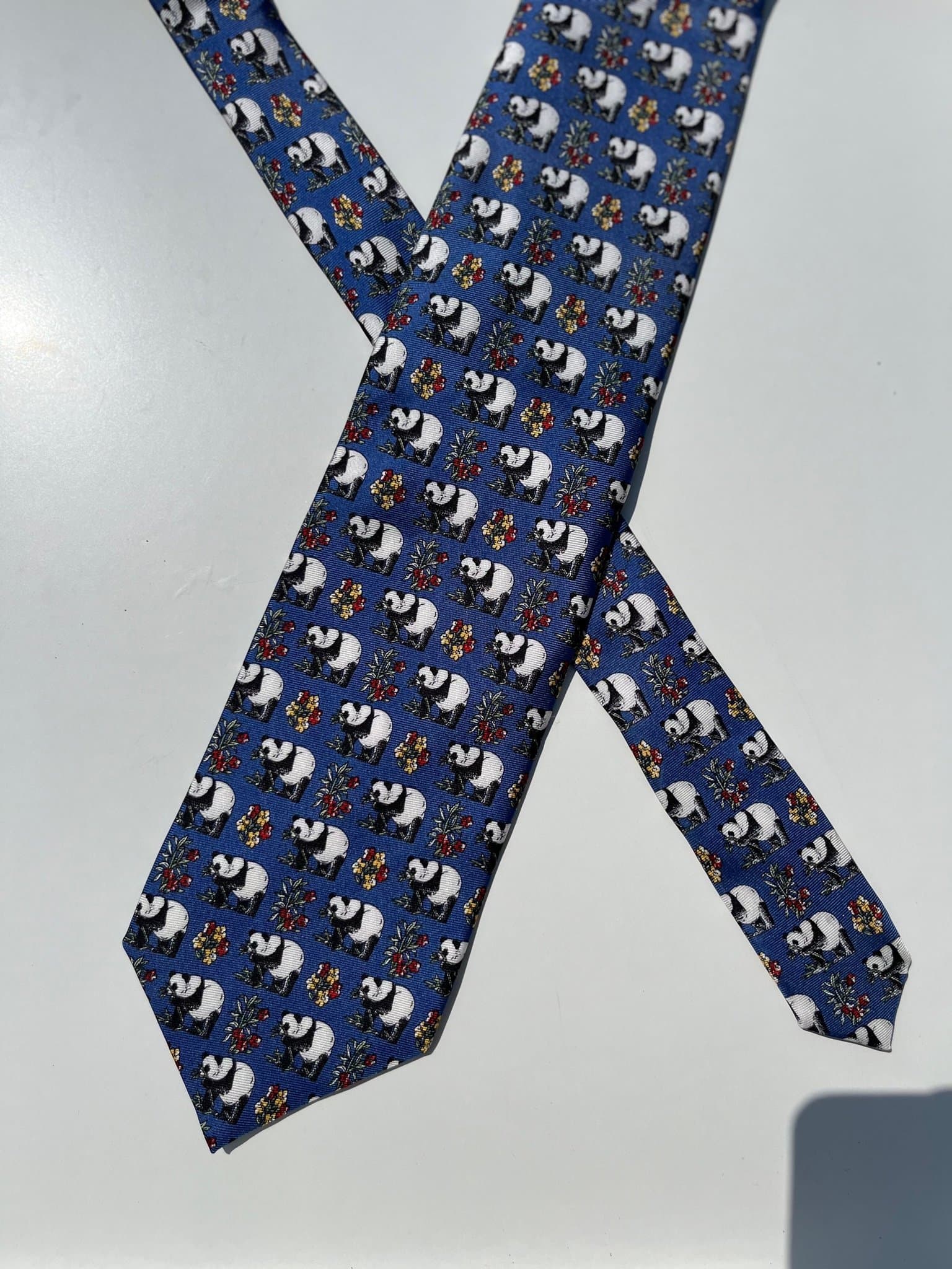 Beaufort Tie Rack | Vintage Slips | Panda | 100% siden