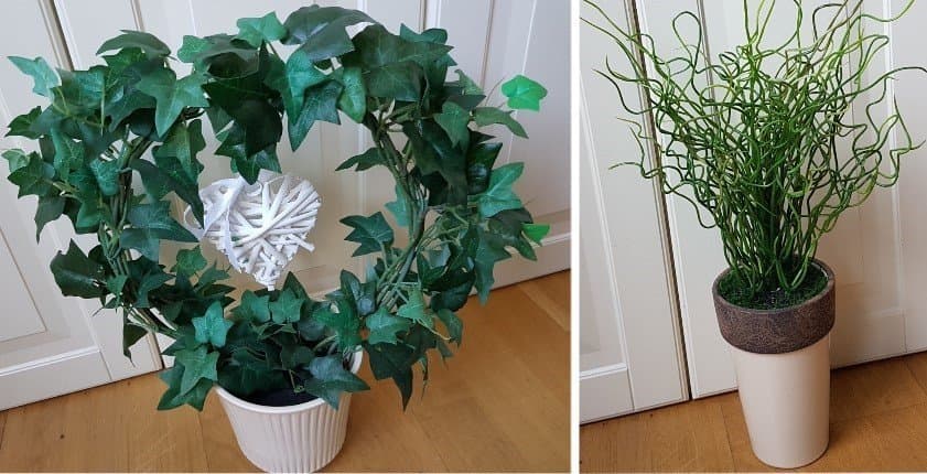 Två Dekorativa Konstgjorda Växter