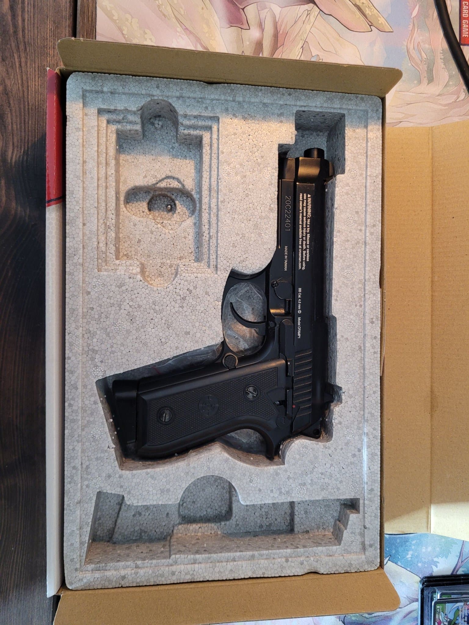 Crosman Full Auto P1 BB Pistol