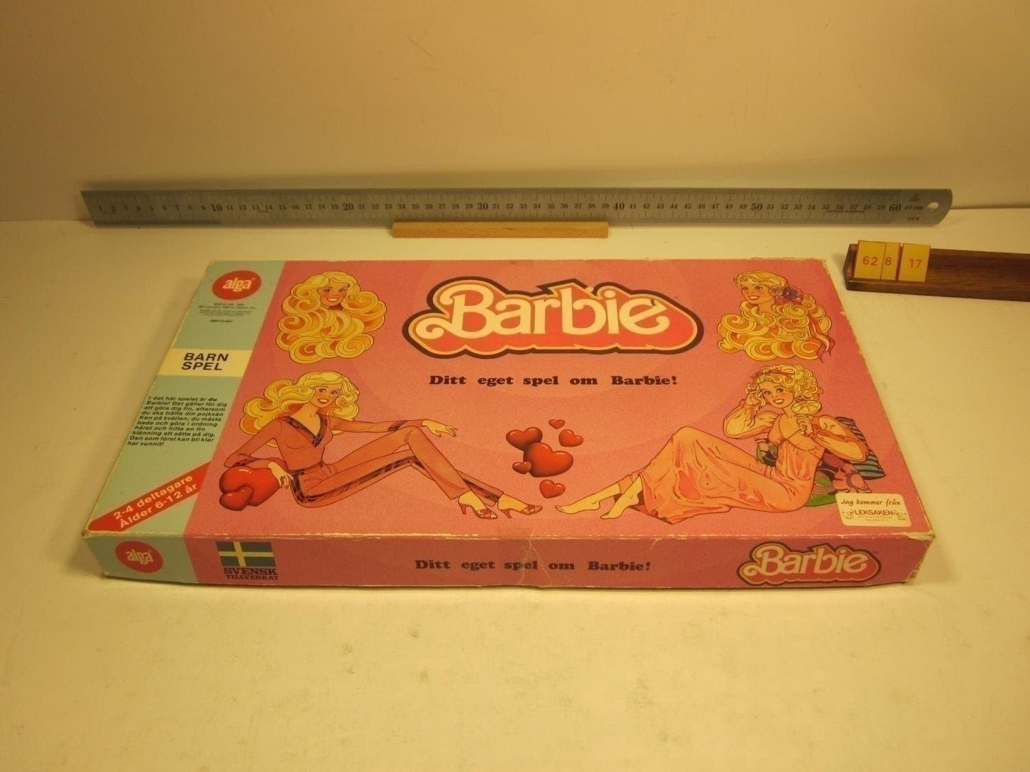 Barbie, Alga 1985, Komplett, varianten med alga i blått undersida ...
