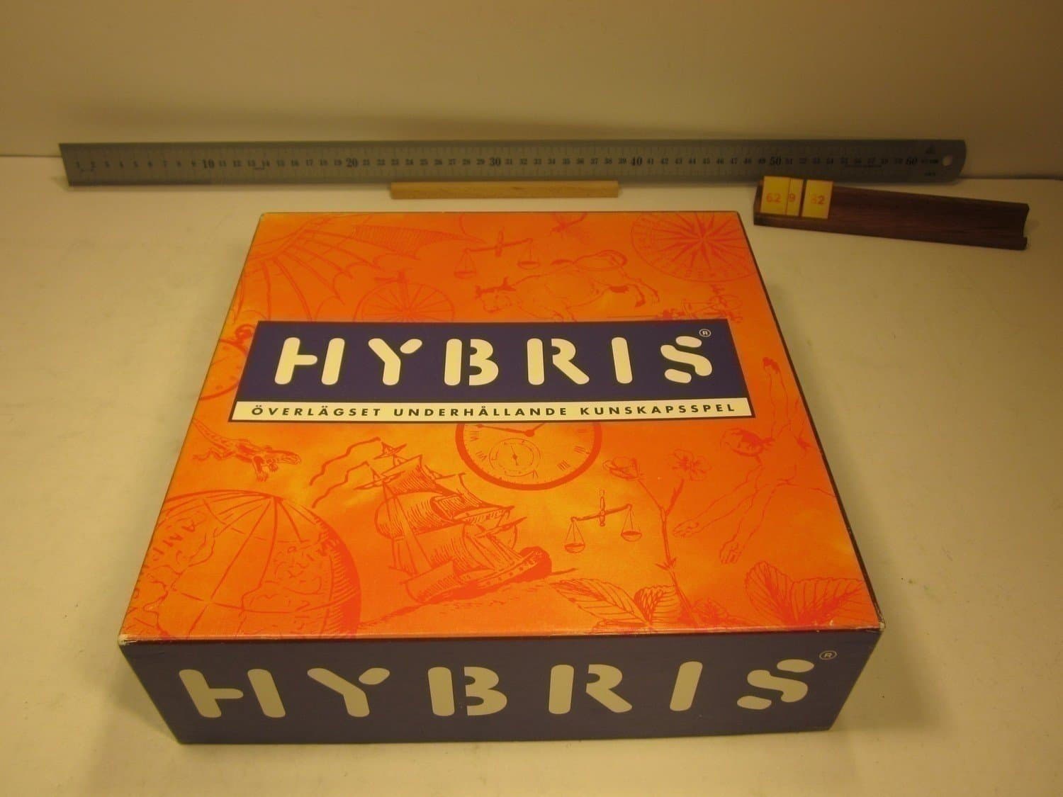 Hybris, Alga / Brio, (komplett, delvis inplastat) Mycket fint skick