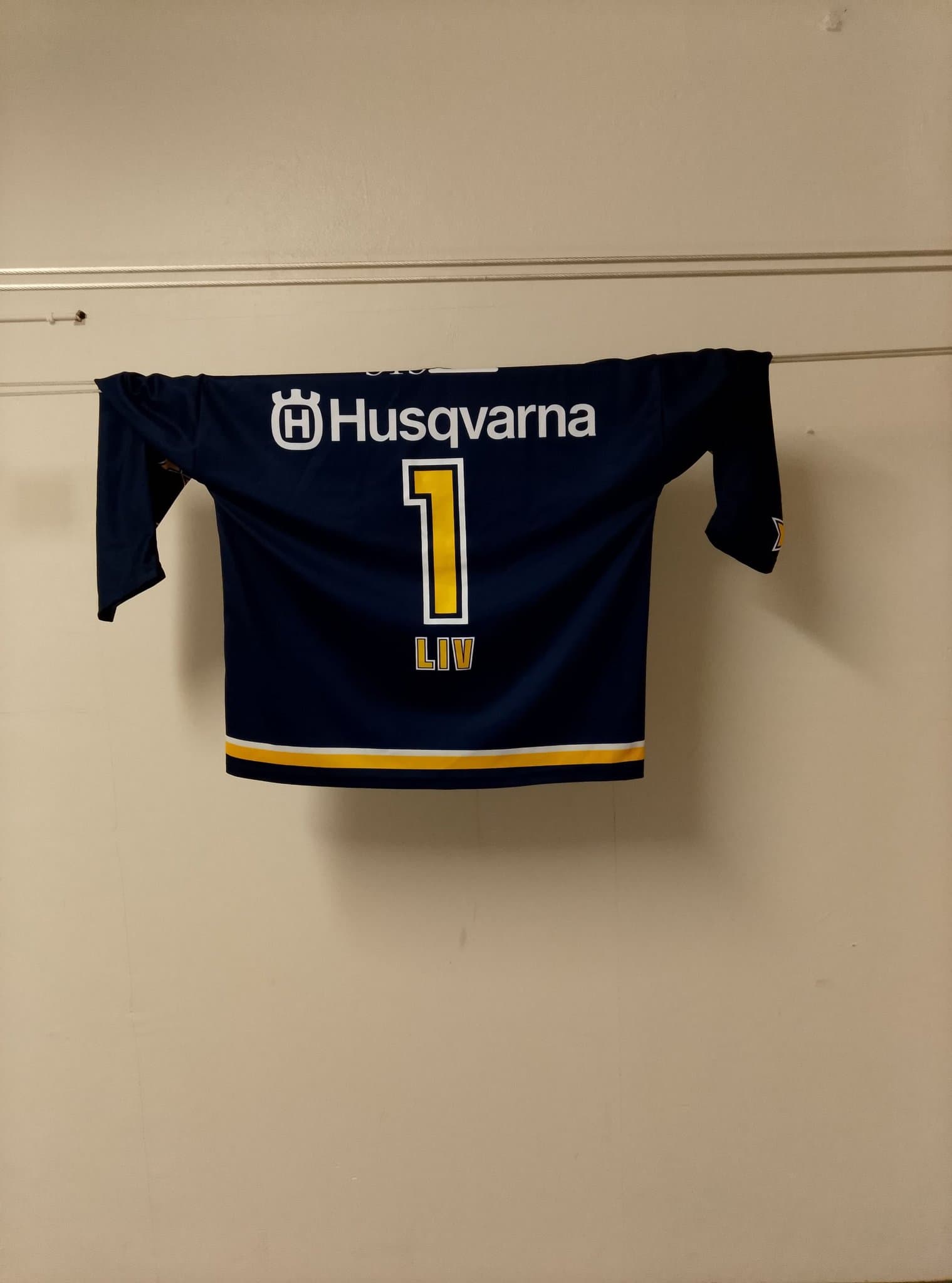 HV71 Matchtröja storlek M ishockeytröja (OBS tröjan finns i Jönköping