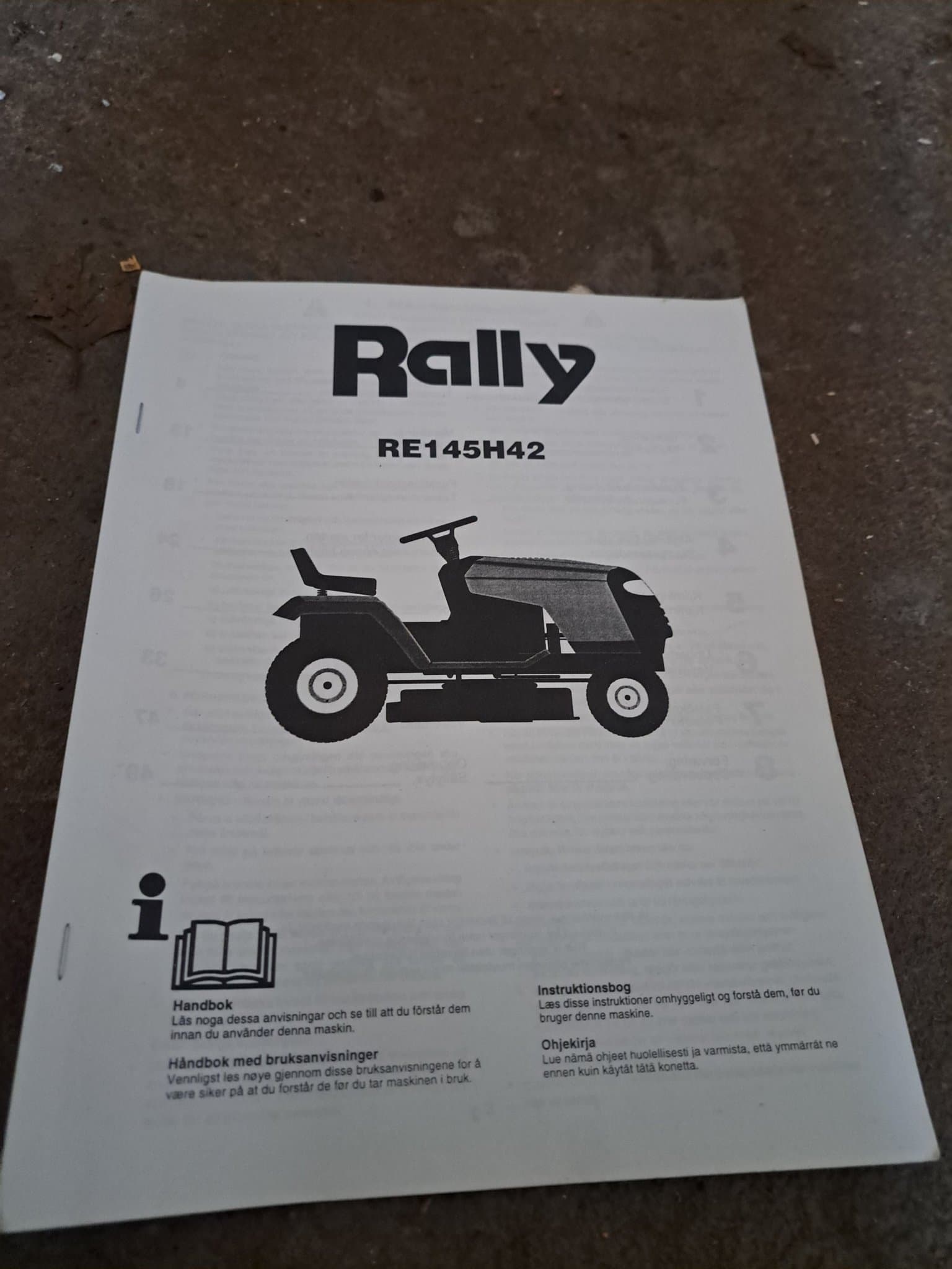 Rally RE145H42 Manual åkgräsklippare