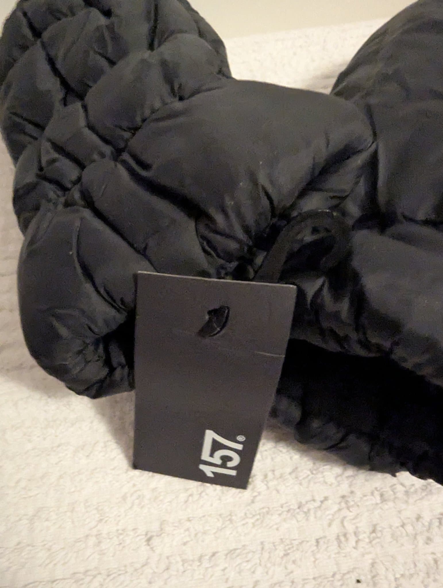 Nya vantar Fideli thumb i färgen svart och i storlek one size