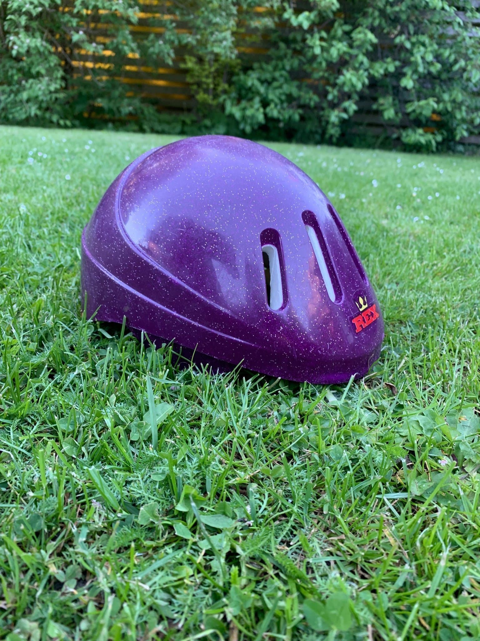 Vintage cykelhjälm REX, lila, i storlek S