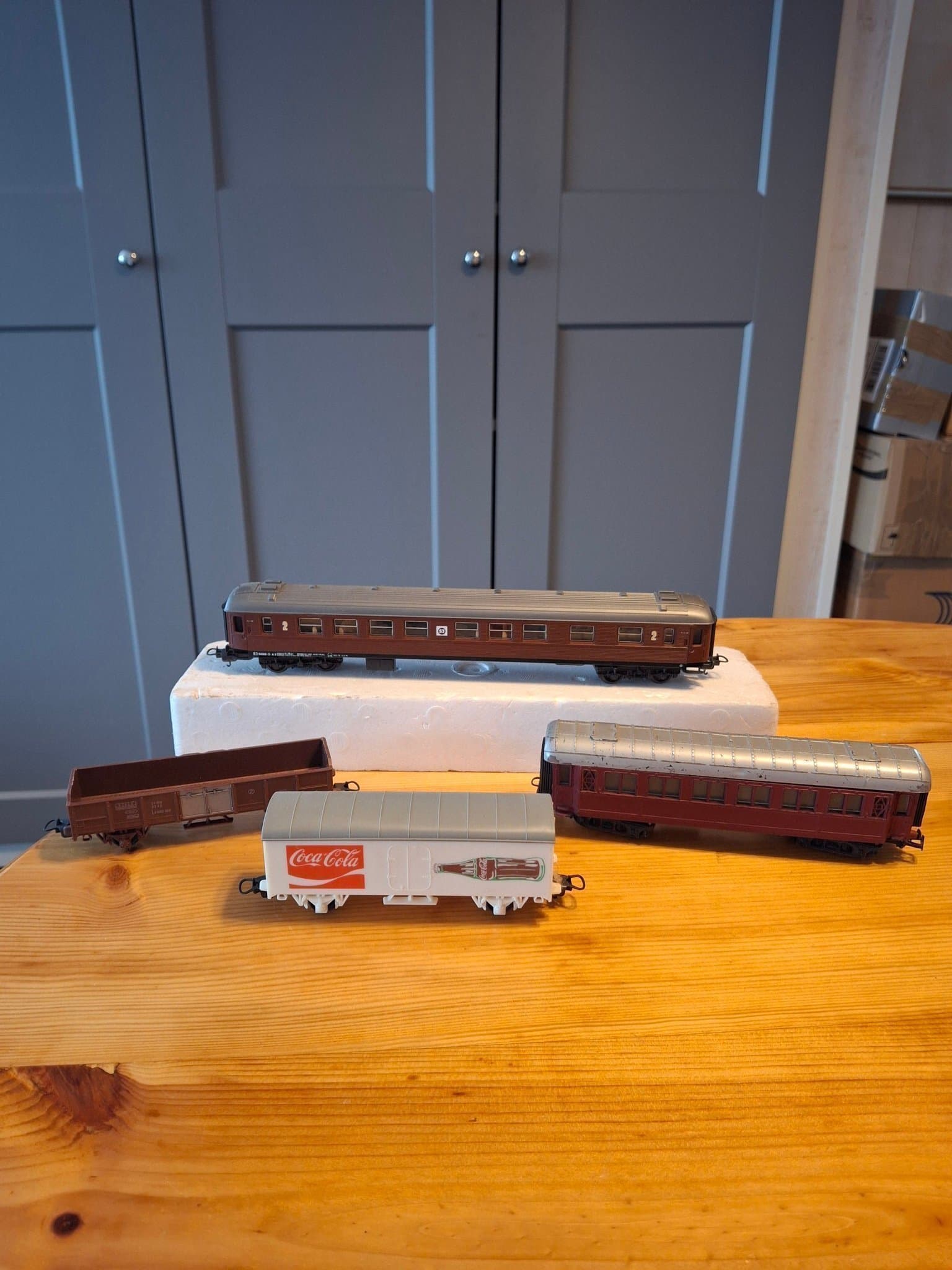 Lima 4 vagnar- personvagn coca cola vagn mm
