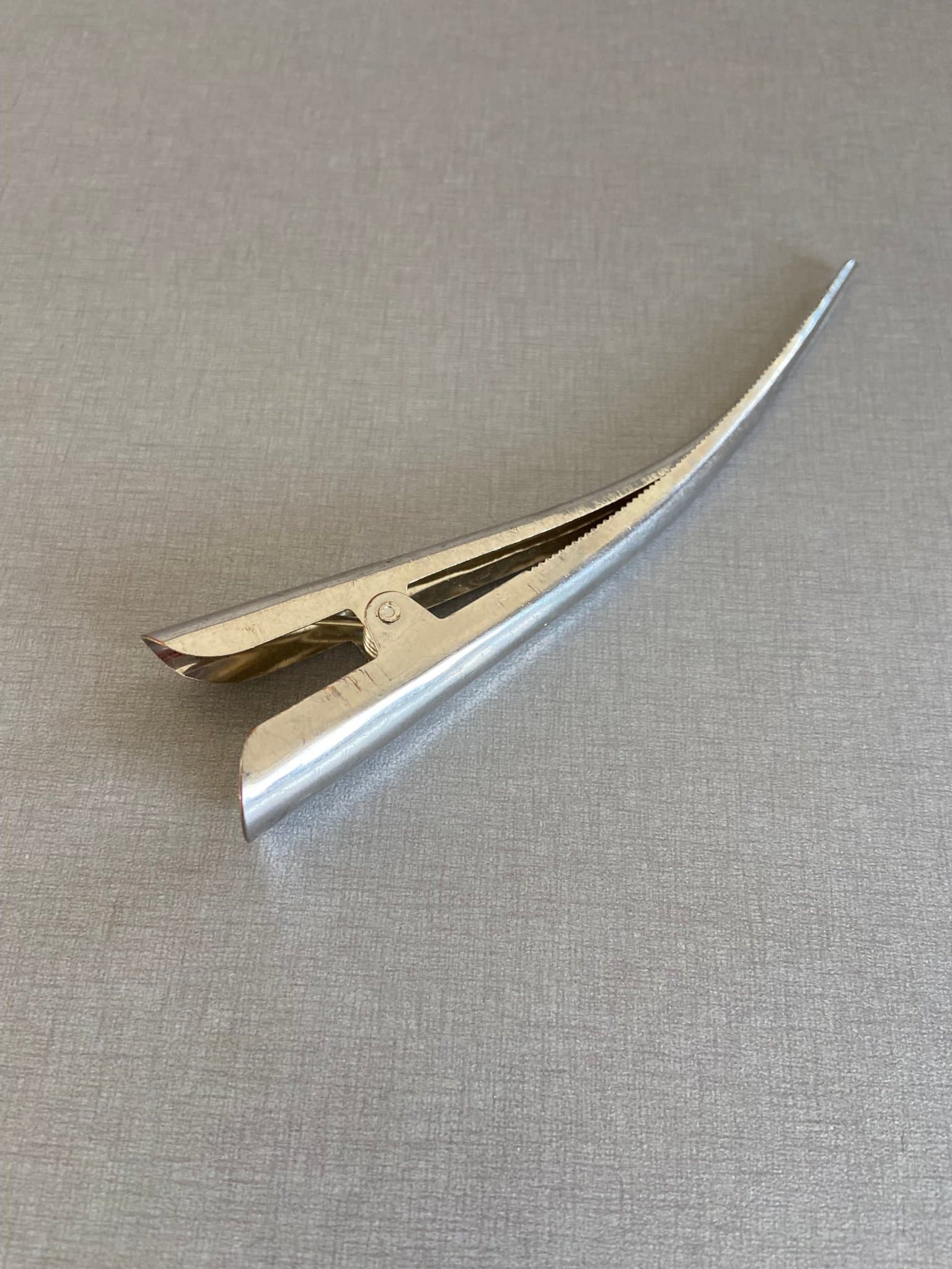 Hårklämma i metall