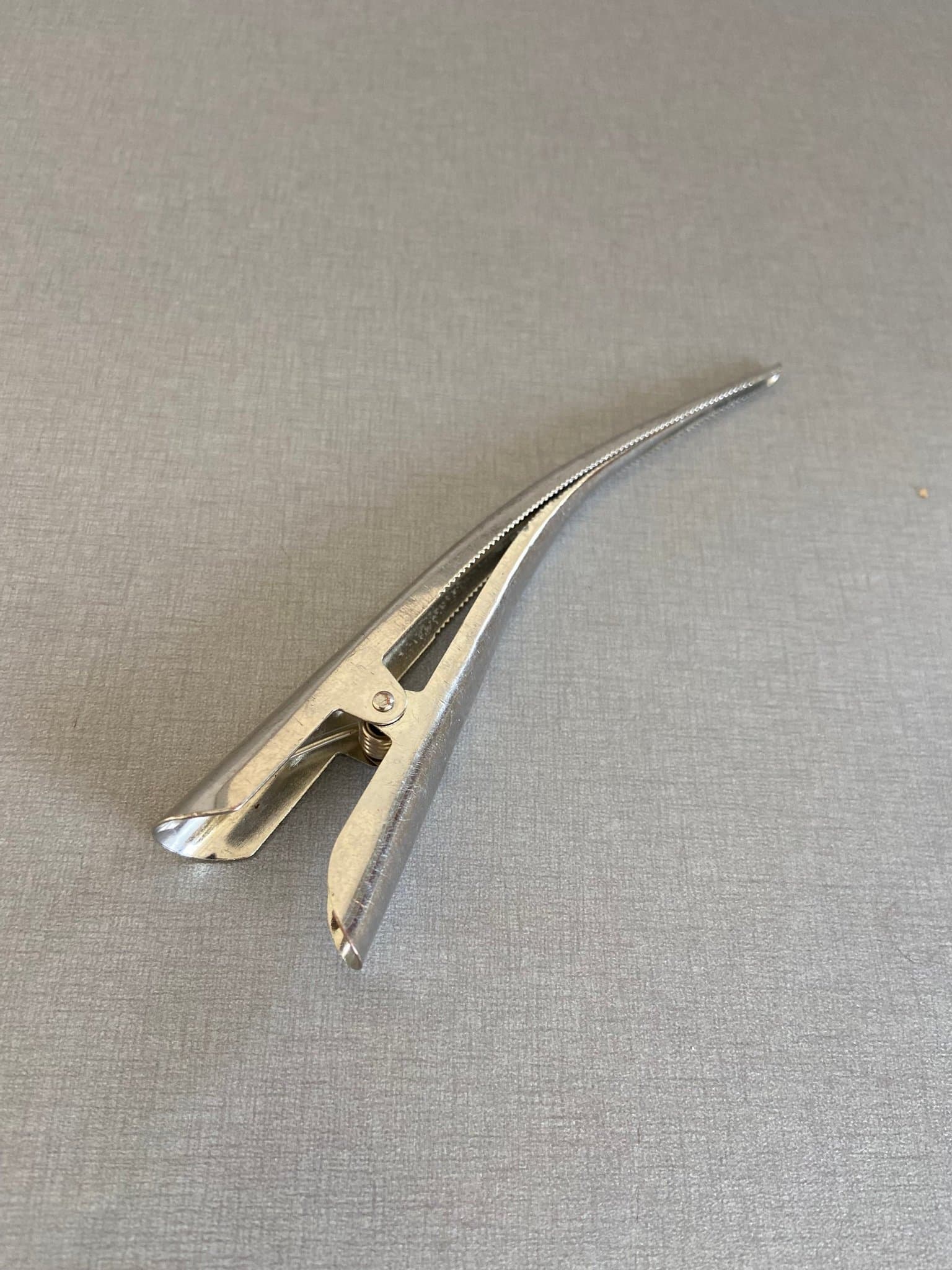 Hårklämma i metall