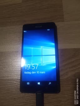 Microsoft Lumia 950