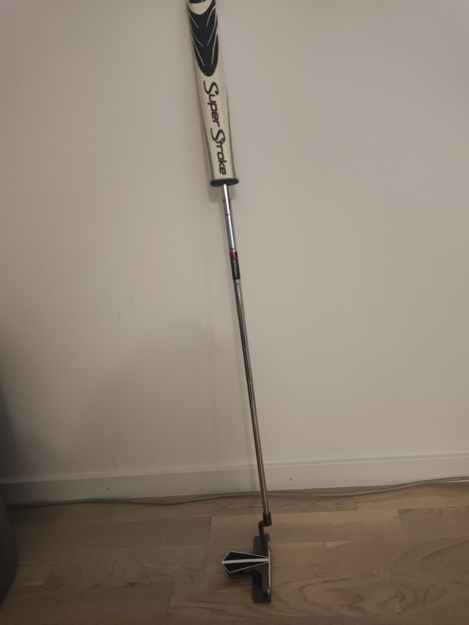 Ny Odyssey White Ice D.A.R.T. Putter