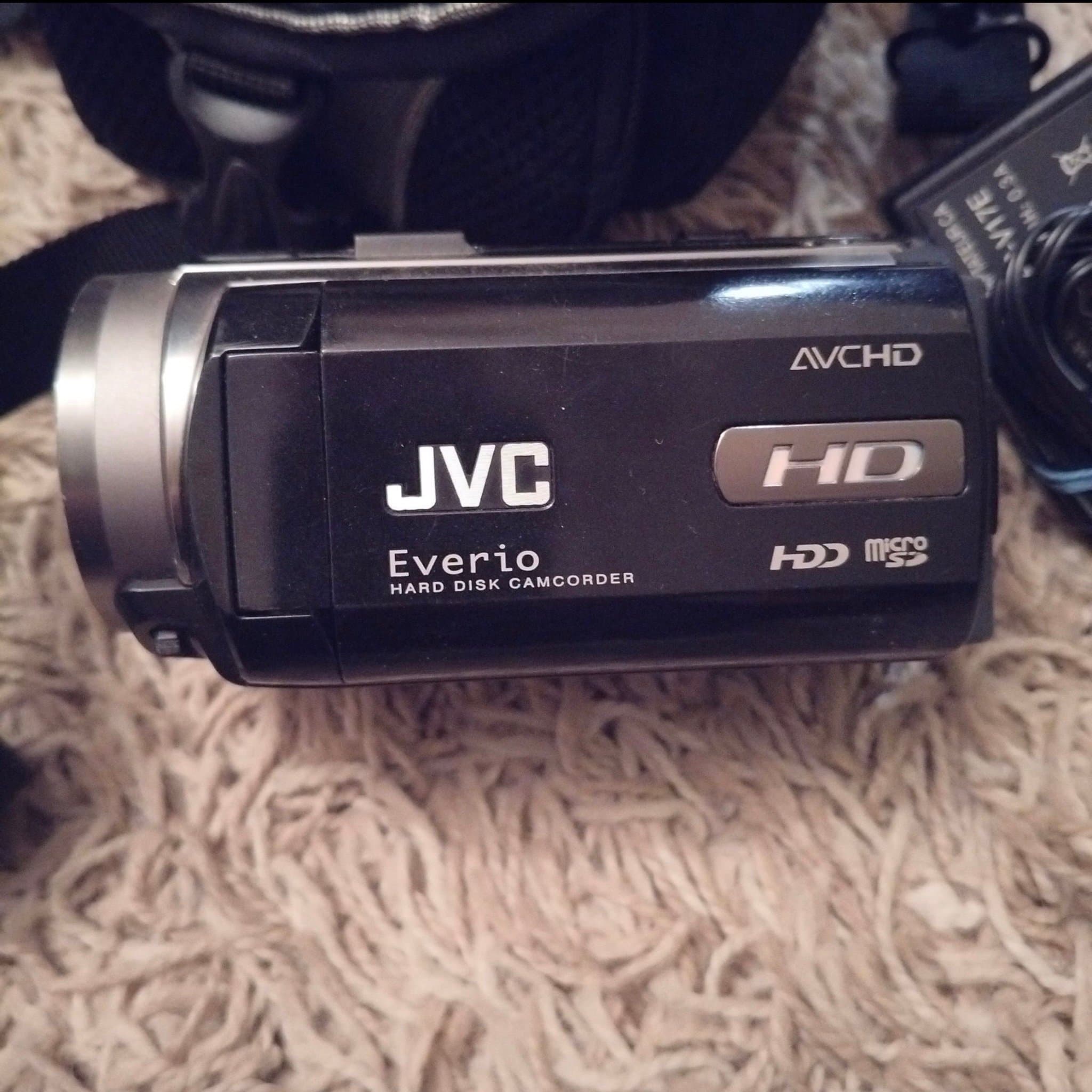 JVC Everio HD Videokamera ”sparsamt använd” bra batteri” laddare”